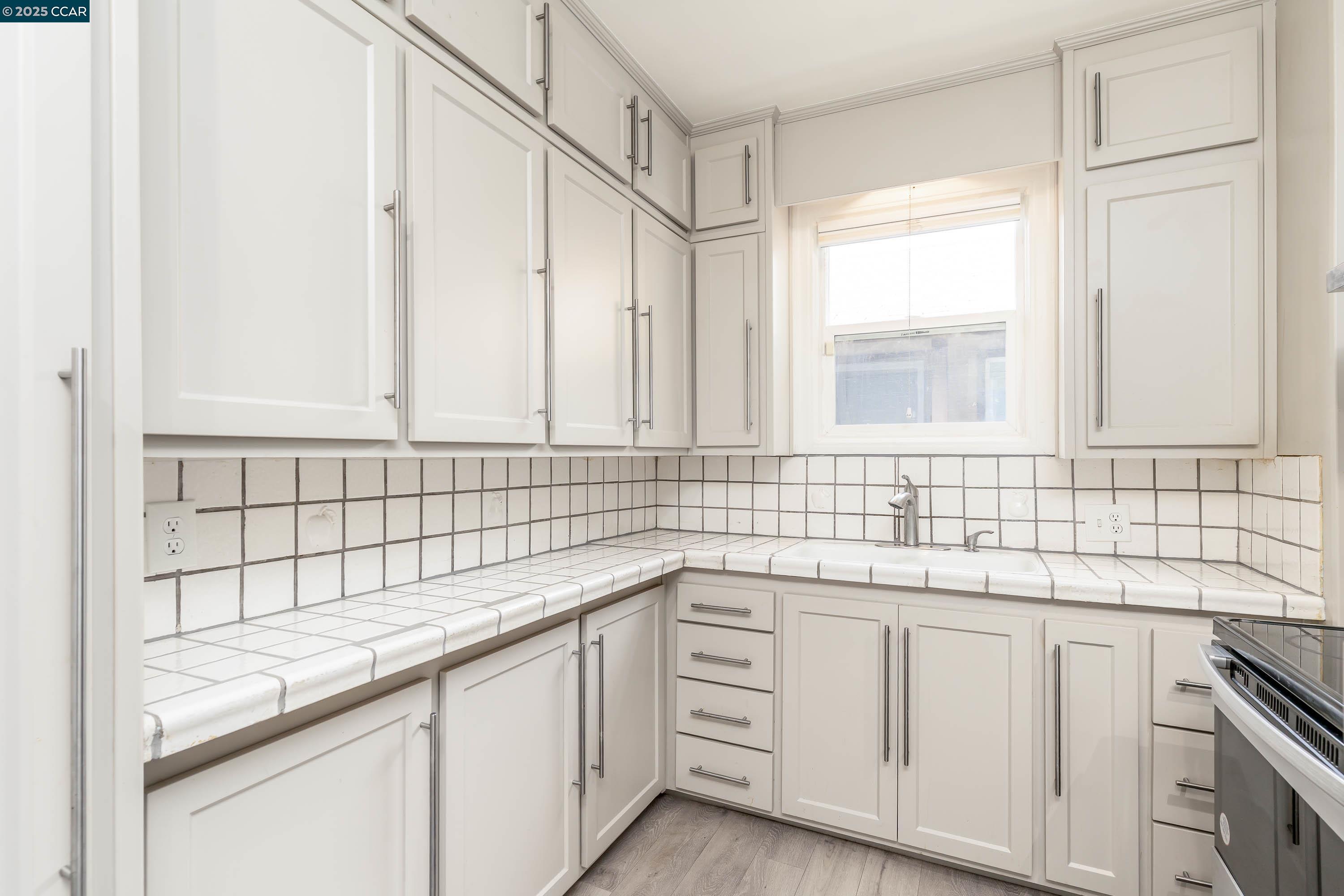 Detail Gallery Image 11 of 42 For 832 Mariposa Ave, Rodeo,  CA 94572 - 1 Beds | 1 Baths