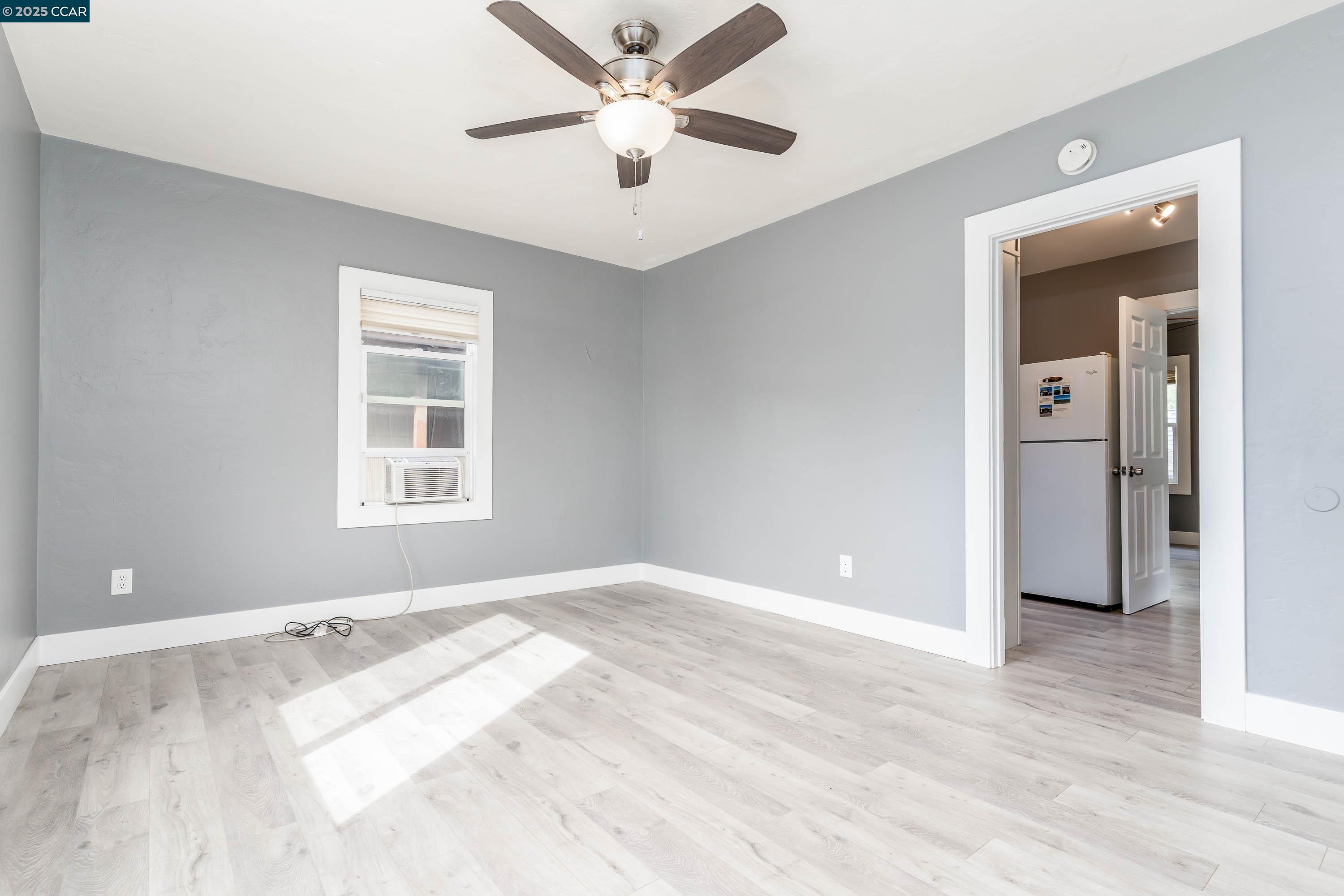 Detail Gallery Image 6 of 42 For 832 Mariposa Ave, Rodeo,  CA 94572 - 1 Beds | 1 Baths