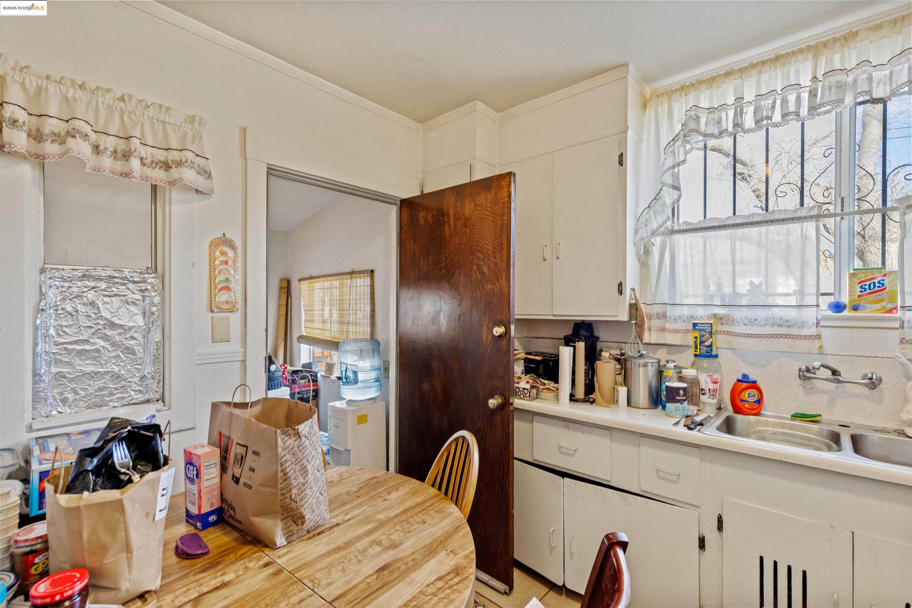 Detail Gallery Image 10 of 16 For 3324 California St, Berkeley,  CA 94703 - 2 Beds | 1 Baths