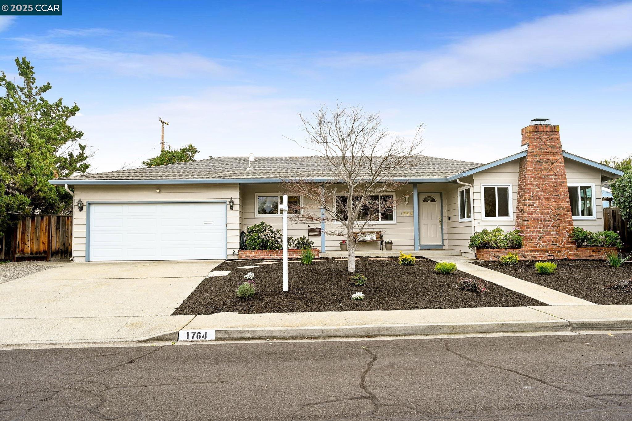 Detail Gallery Image 1 of 1 For 1764 Bishop Dr, Concord,  CA 94521 - 4 Beds | 2 Baths