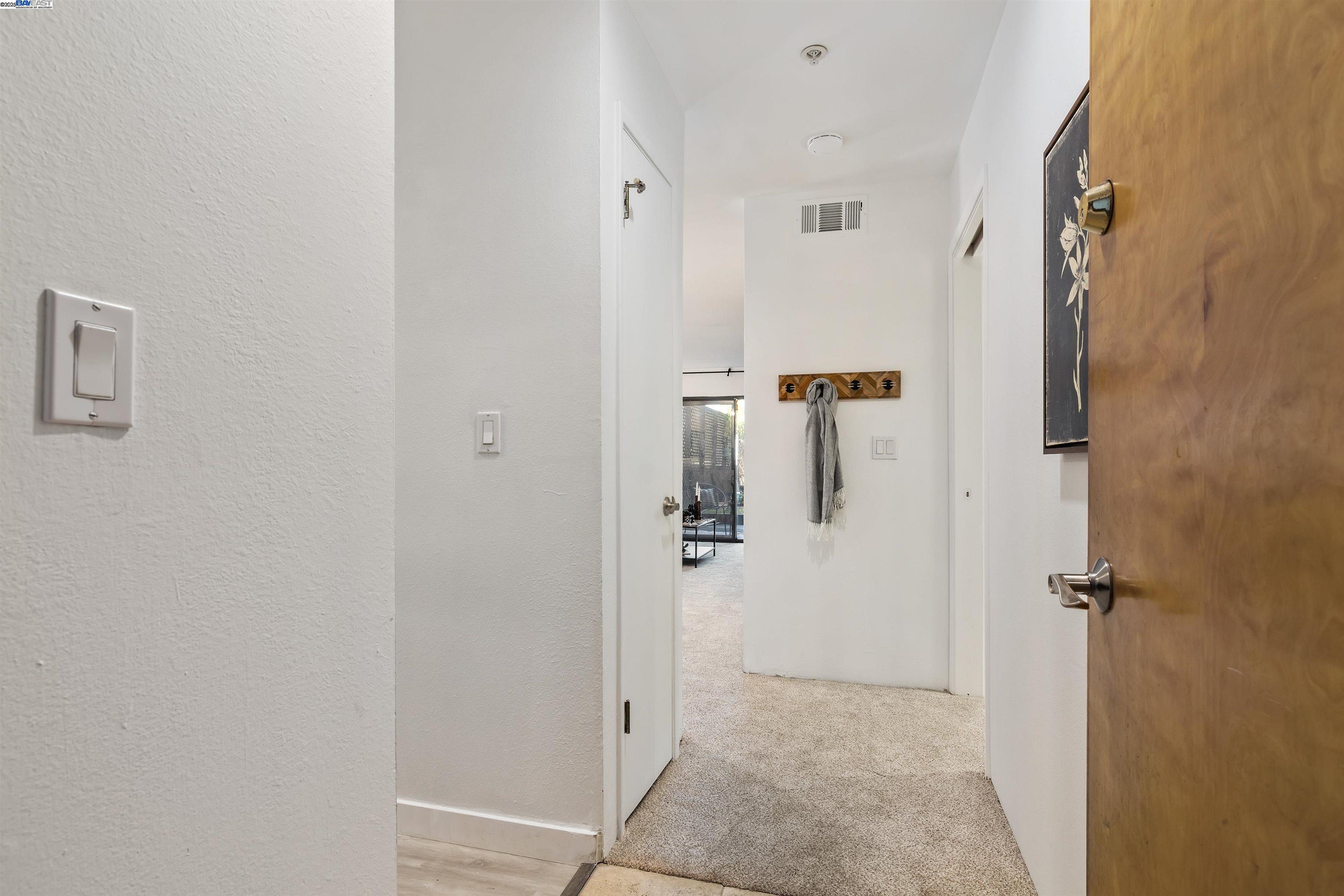 Photo #2: 41086107 Listing 