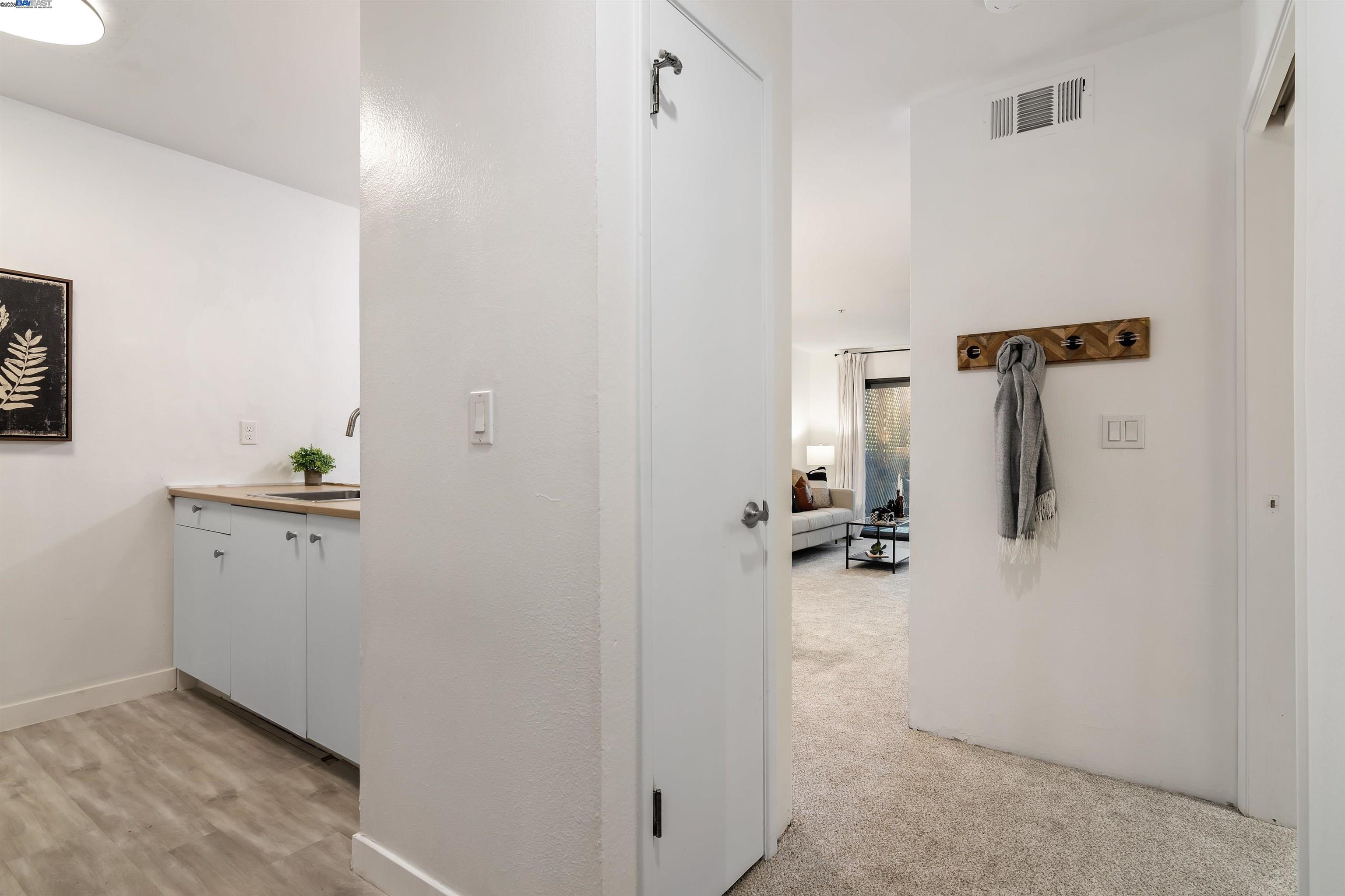 Photo #3: 41086107 Listing 
