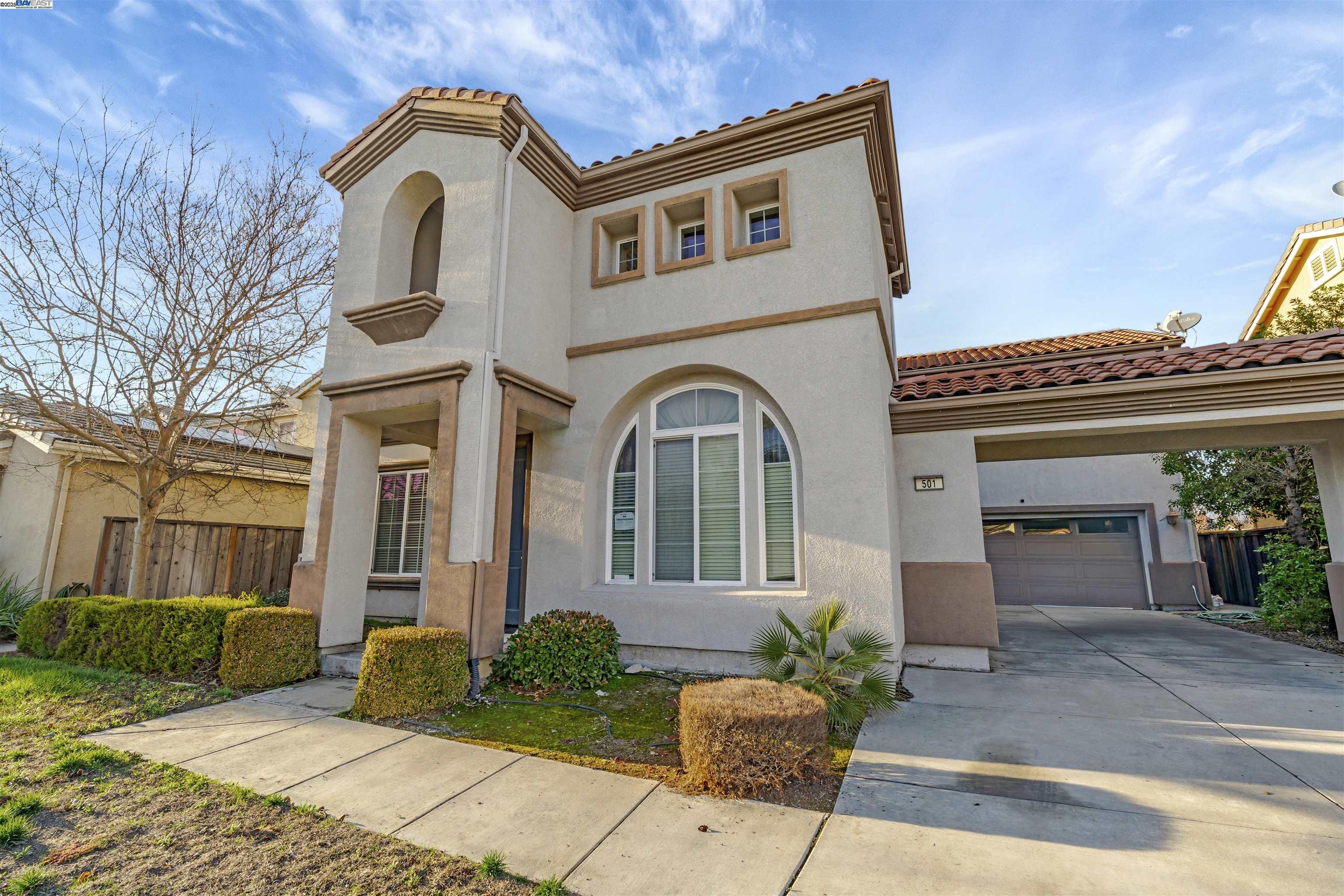Detail Gallery Image 2 of 59 For 501 Carnaby Rd, Lathrop,  CA 95330 - 4 Beds | 2/1 Baths