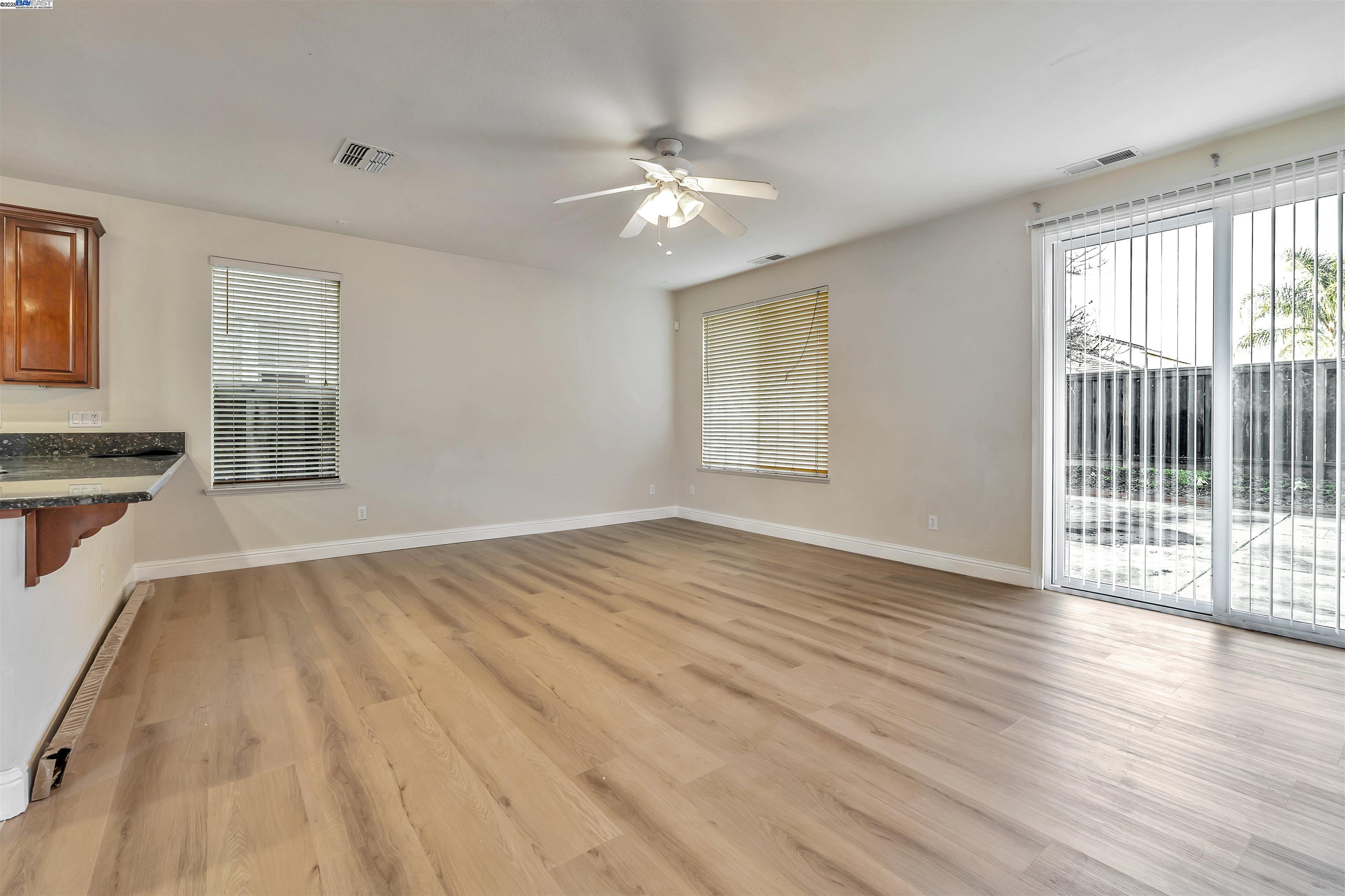 Detail Gallery Image 24 of 59 For 501 Carnaby Rd, Lathrop,  CA 95330 - 4 Beds | 2/1 Baths