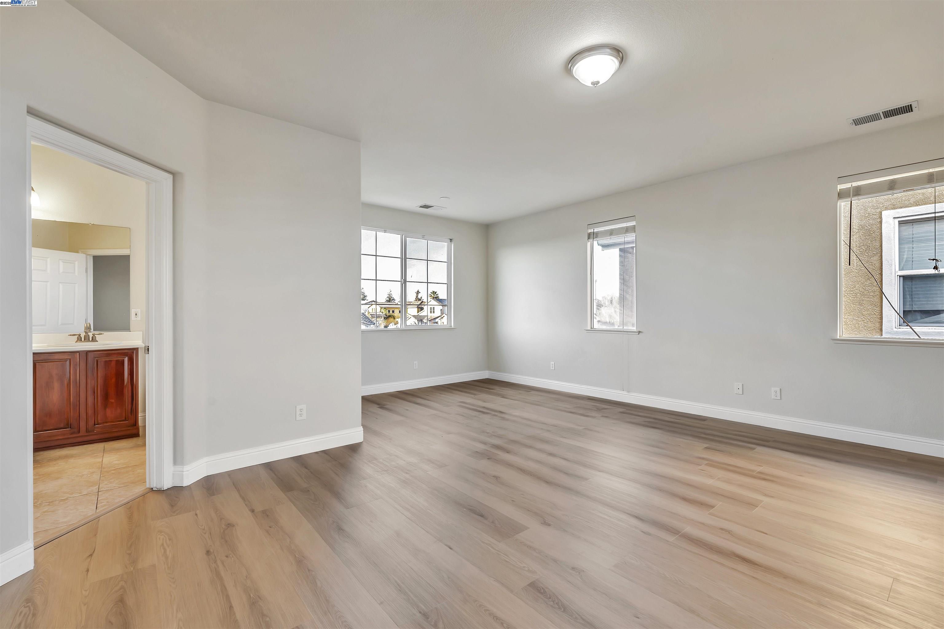 Detail Gallery Image 29 of 59 For 501 Carnaby Rd, Lathrop,  CA 95330 - 4 Beds | 2/1 Baths
