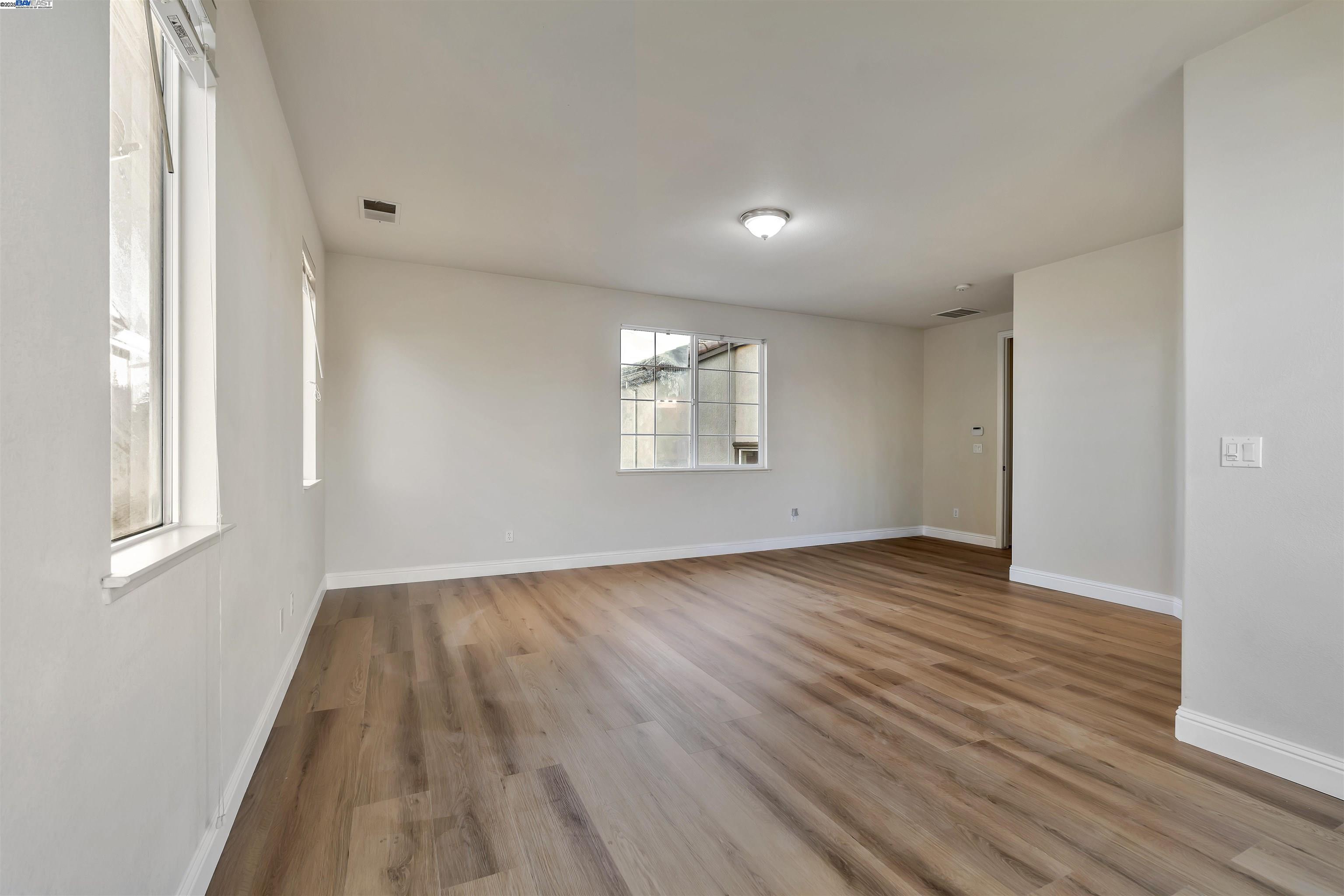 Detail Gallery Image 31 of 59 For 501 Carnaby Rd, Lathrop,  CA 95330 - 4 Beds | 2/1 Baths
