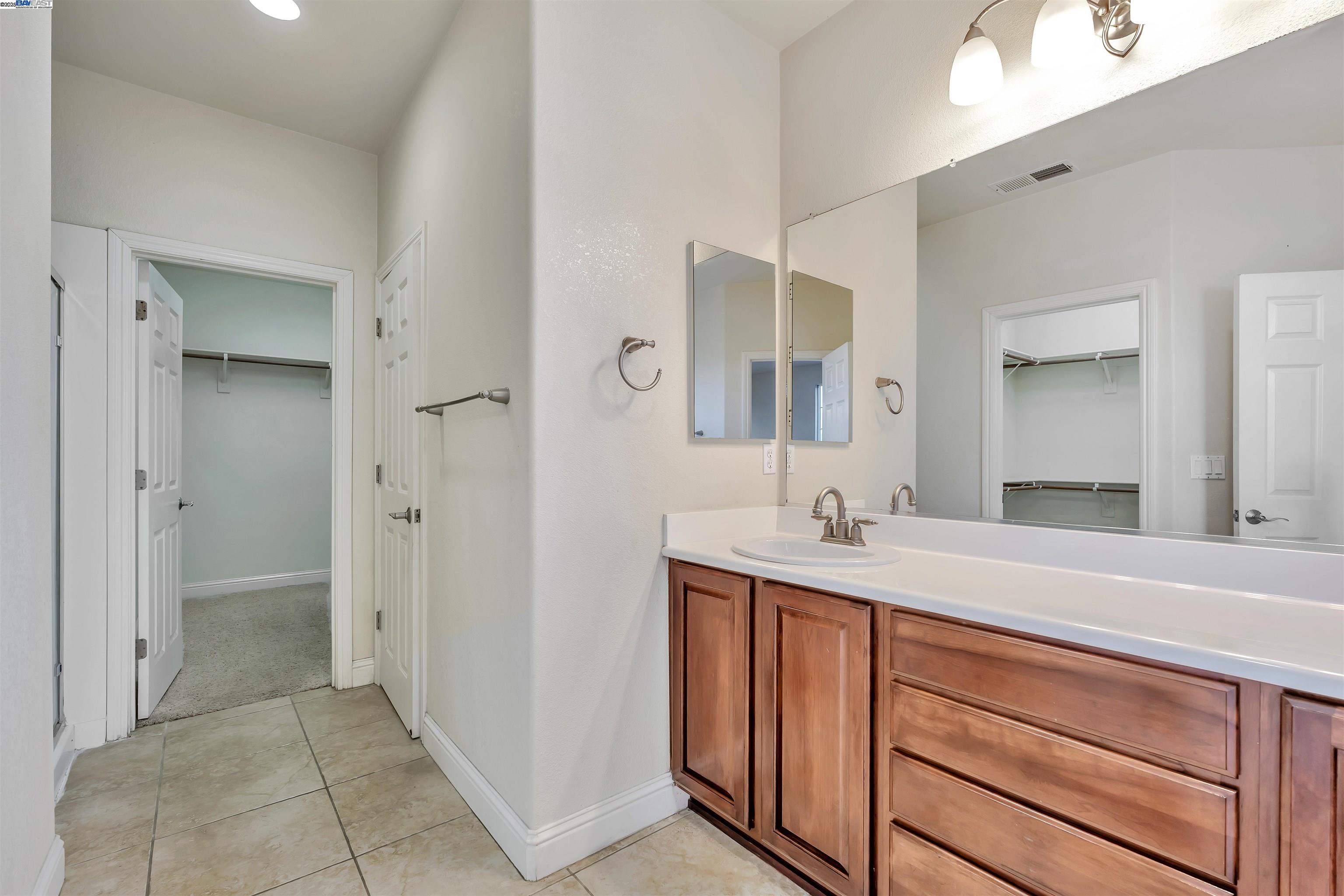 Detail Gallery Image 33 of 59 For 501 Carnaby Rd, Lathrop,  CA 95330 - 4 Beds | 2/1 Baths
