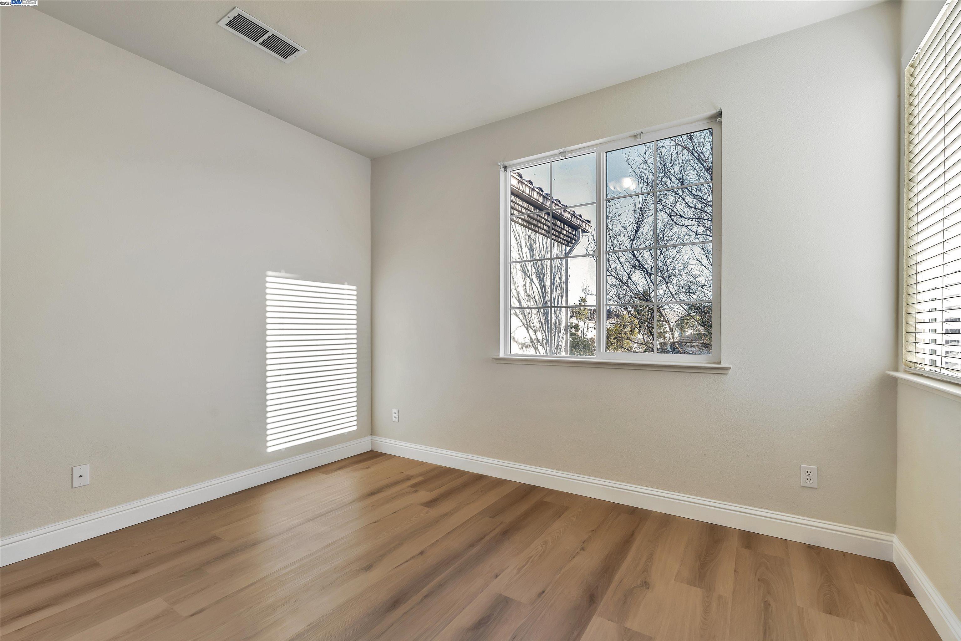 Detail Gallery Image 48 of 59 For 501 Carnaby Rd, Lathrop,  CA 95330 - 4 Beds | 2/1 Baths