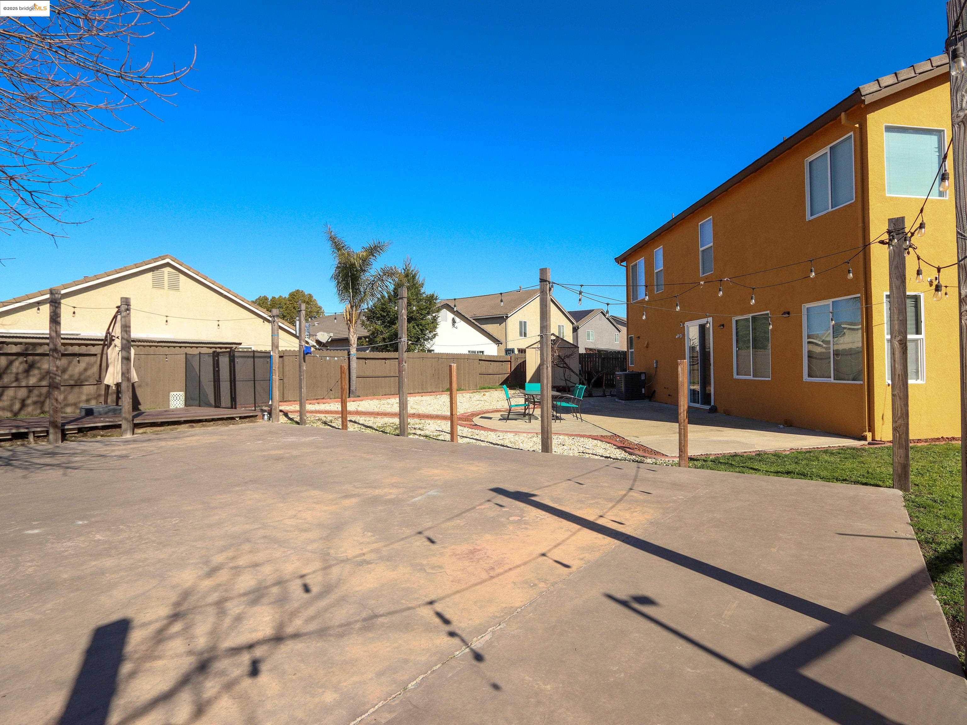 Detail Gallery Image 28 of 29 For 777 Brittanyann Ln., Stockton,  CA 95206 - 5 Beds | 2/1 Baths
