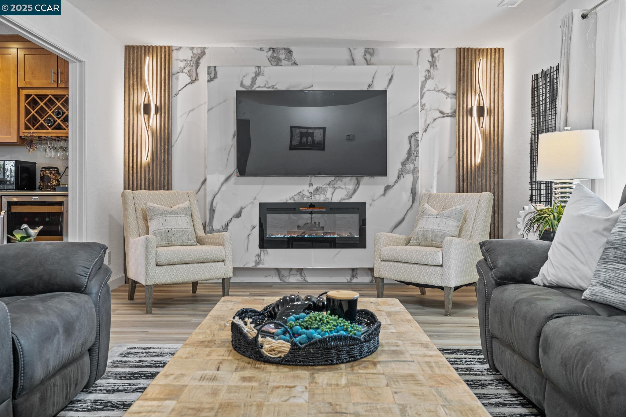 Detail Gallery Image 1 of 1 For 1525 Ayers Rd, Concord,  CA 94521 - 4 Beds | 2 Baths