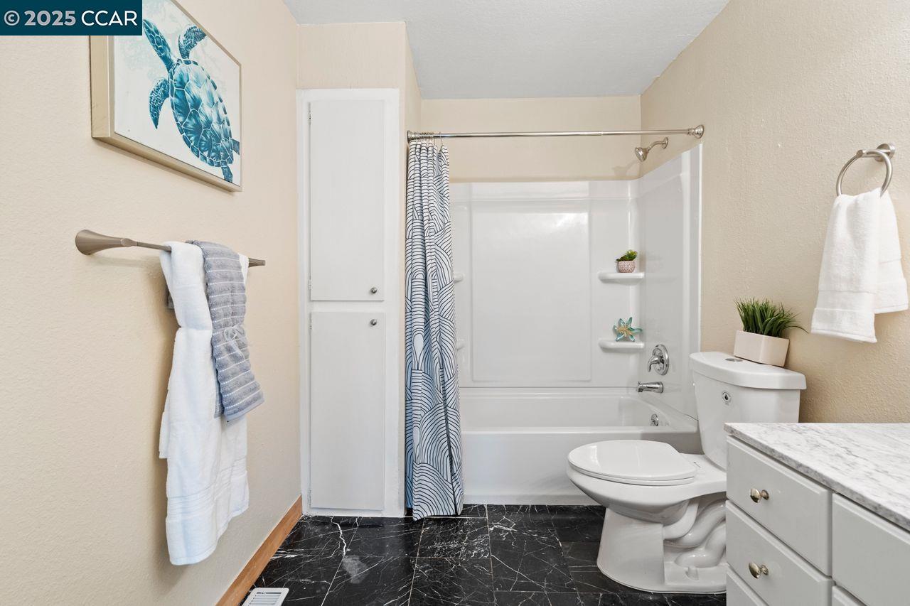 Photo #28: 41086147 Listing: Photo #28