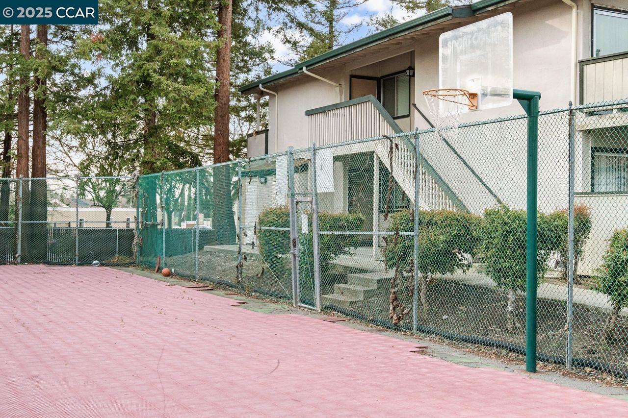 Photo #41: 41086147 Listing: Photo #41