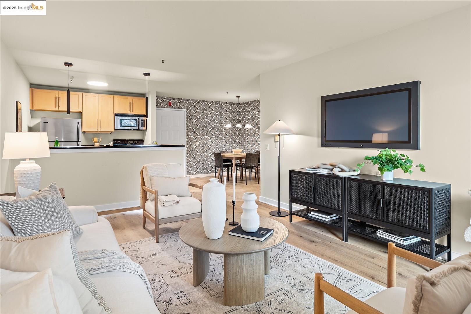 More Details about MLS # 41086150 : 6400 CHRISTIE AVE # 1209