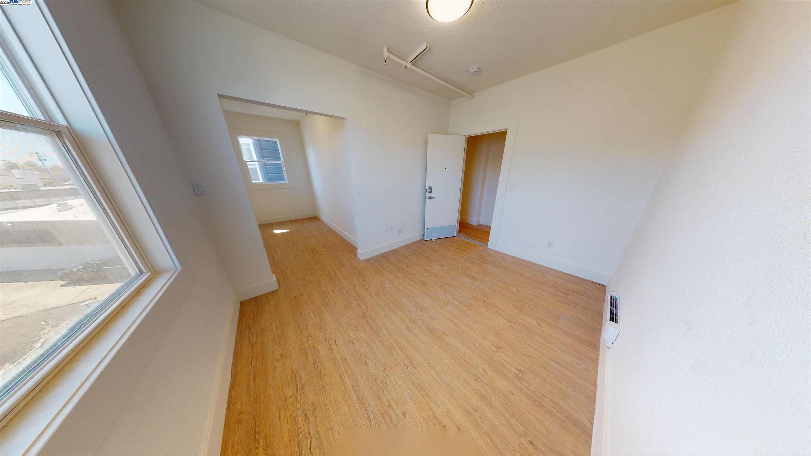 Detail Gallery Image 17 of 25 For 2327 San Pablo Ave, Oakland,  CA 94612 - – Beds | – Baths