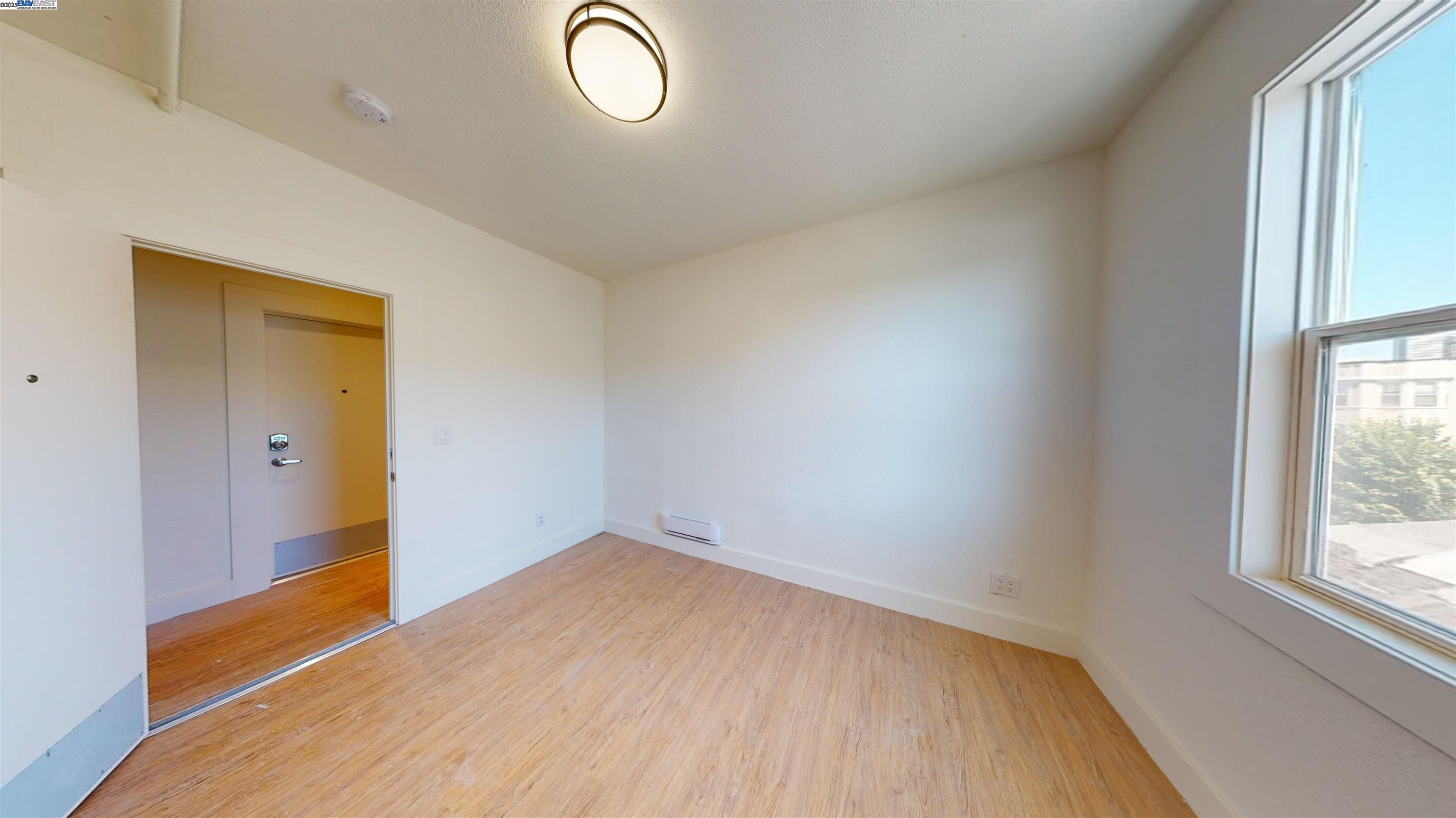 Detail Gallery Image 18 of 25 For 2327 San Pablo Ave, Oakland,  CA 94612 - – Beds | – Baths