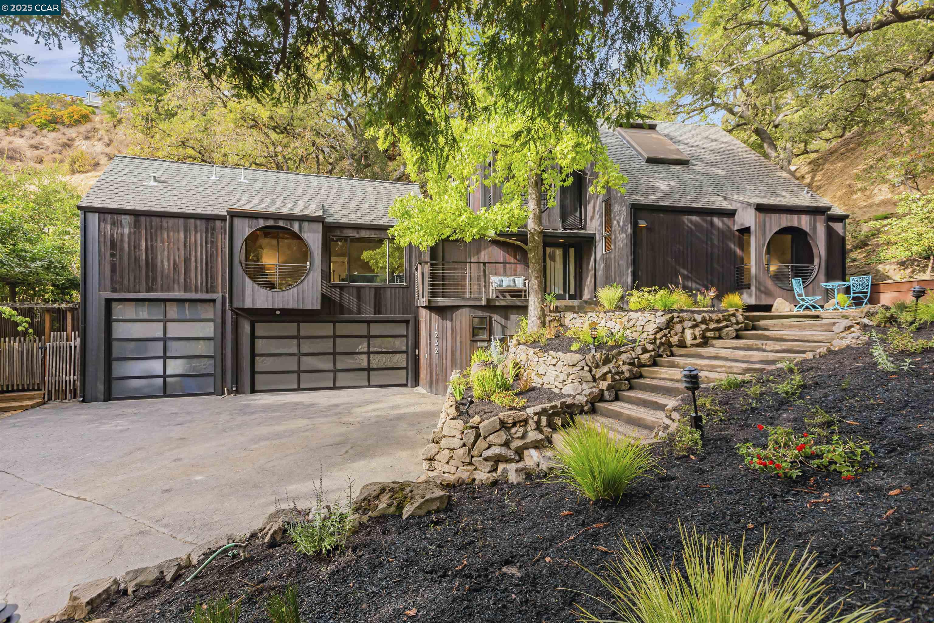 Detail Gallery Image 1 of 1 For 1232 Woodborough Rd, Lafayette,  CA 94549-2634 - 6 Beds | 3/1 Baths