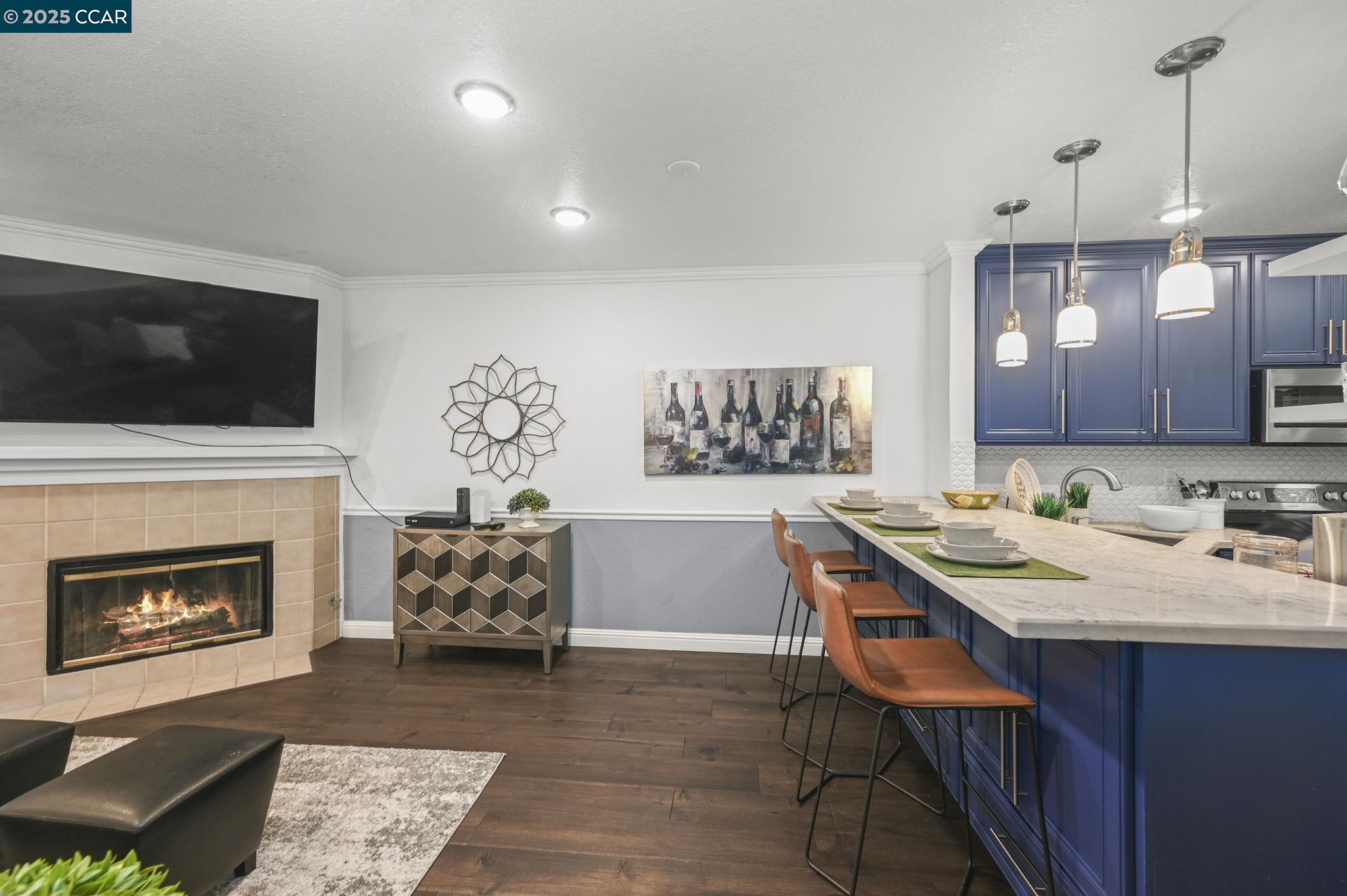 Photo #2: 41086172 Listing 