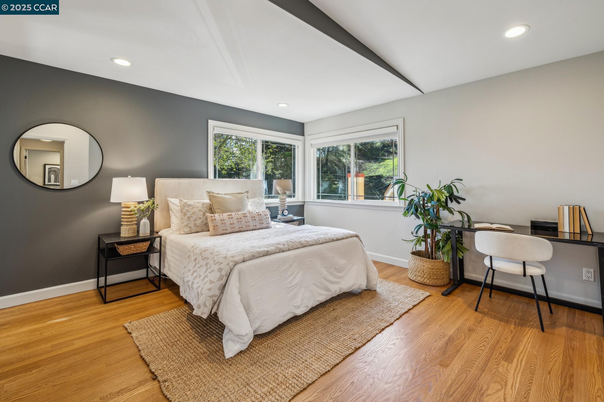 Detail Gallery Image 25 of 38 For 7157 Buckingham Blvd, Berkeley,  CA 94705 - 3 Beds | 3/1 Baths