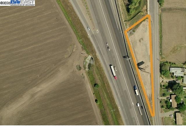 Detail Gallery Image 1 of 27 For 5133 S St Rt 99 W Frontage Rd, Stockton,  CA 95212 - – Beds | – Baths