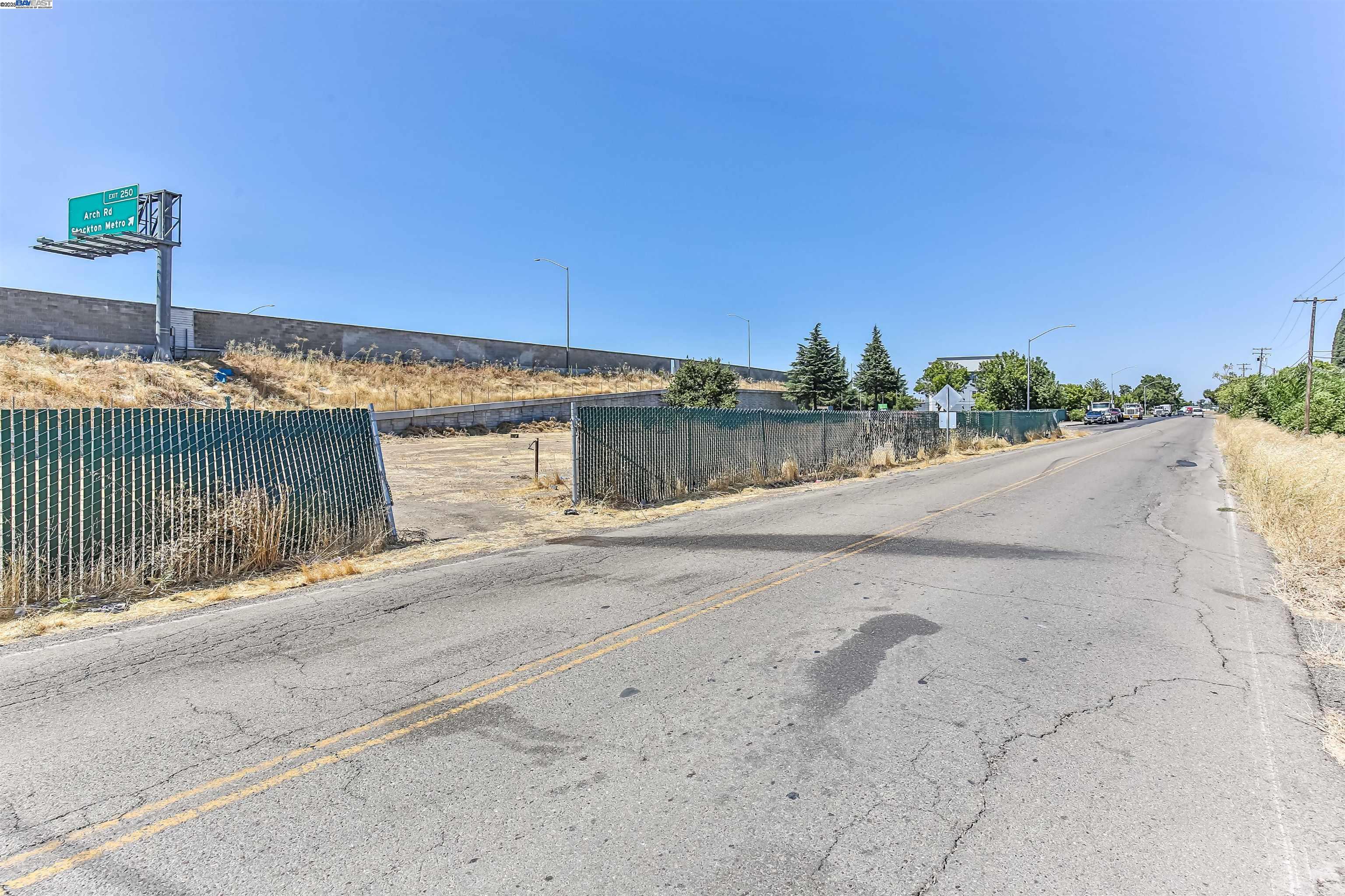Detail Gallery Image 21 of 27 For 5133 S St Rt 99 W Frontage Rd, Stockton,  CA 95212 - – Beds | – Baths