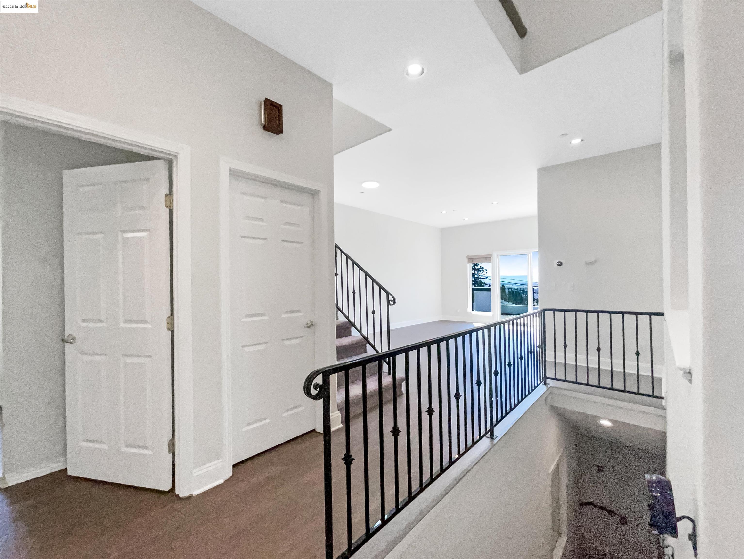 Detail Gallery Image 32 of 59 For 6336 Buena Ventura Ave, Oakland,  CA 94605 - 4 Beds | 2/1 Baths