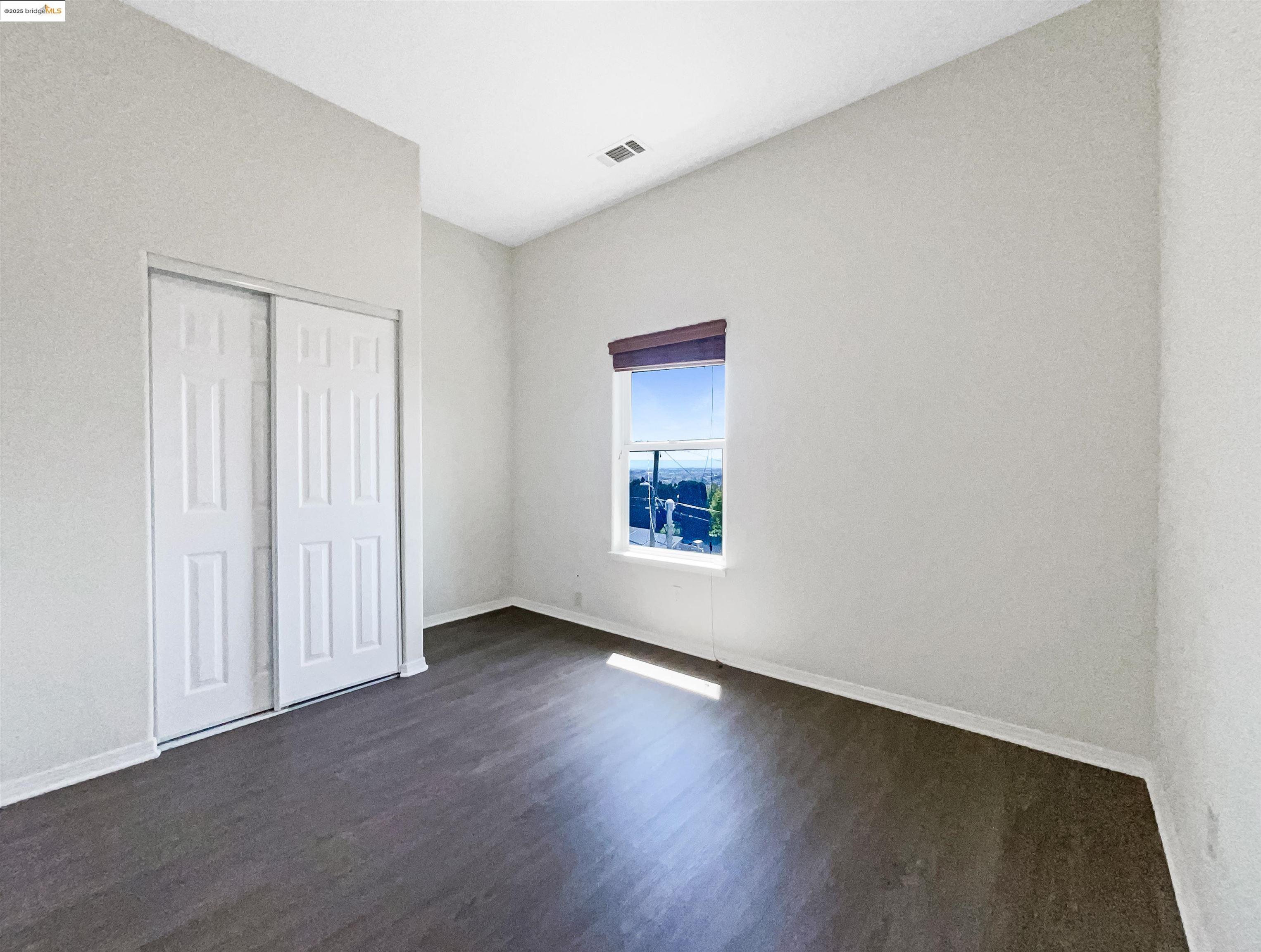Detail Gallery Image 40 of 59 For 6336 Buena Ventura Ave, Oakland,  CA 94605 - 4 Beds | 2/1 Baths