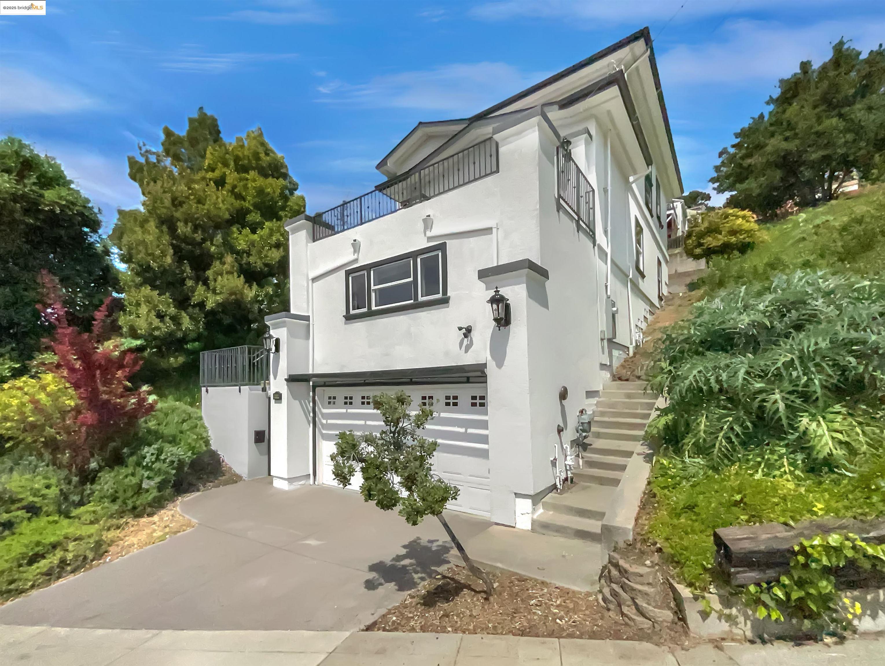 Detail Gallery Image 47 of 59 For 6336 Buena Ventura Ave, Oakland,  CA 94605 - 4 Beds | 2/1 Baths