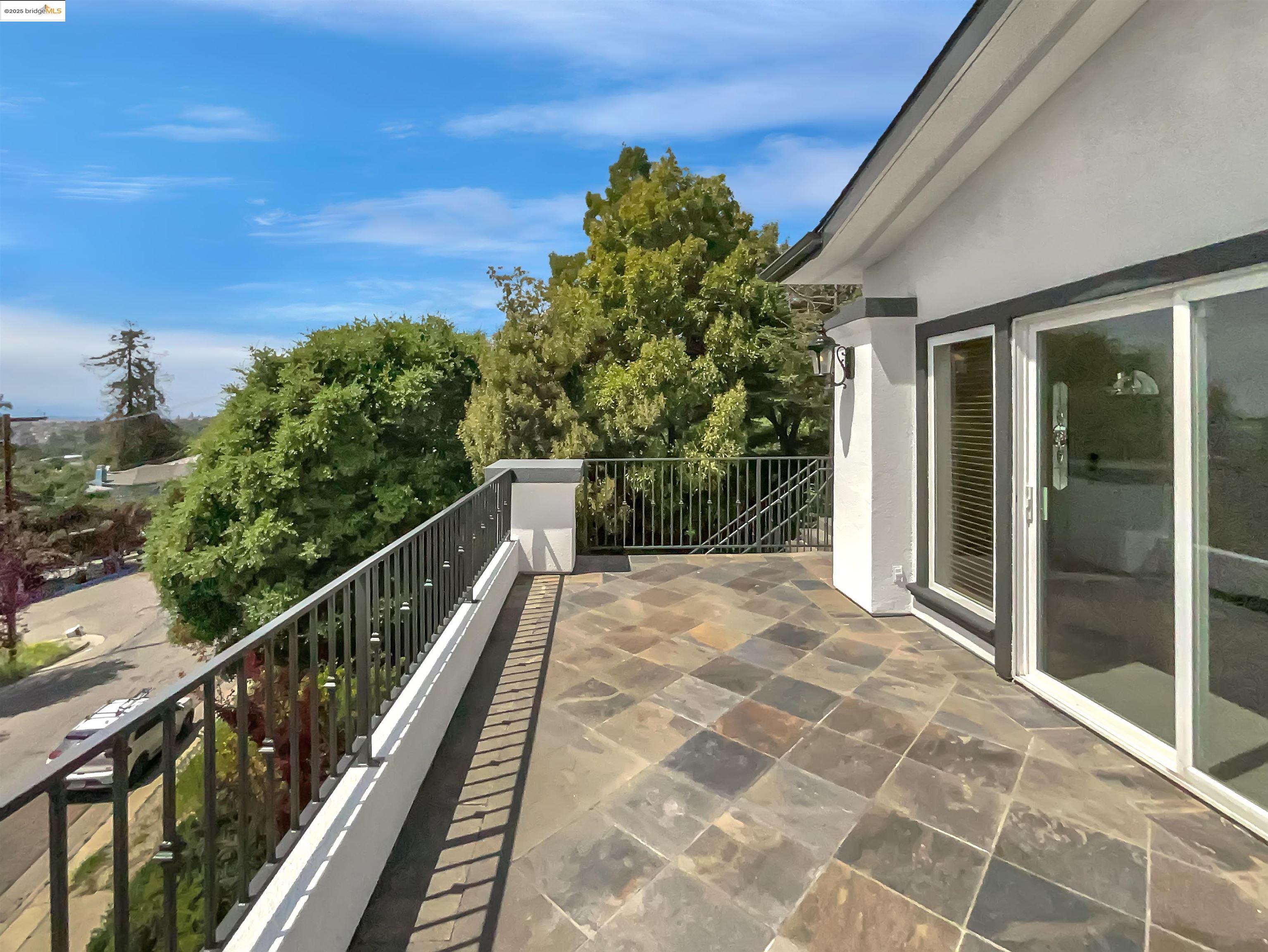 Detail Gallery Image 54 of 59 For 6336 Buena Ventura Ave, Oakland,  CA 94605 - 4 Beds | 2/1 Baths