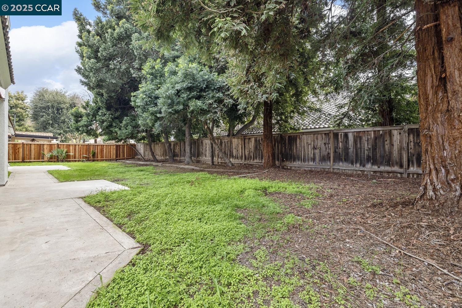 Detail Gallery Image 37 of 38 For 5017 W Locust Ave, Fresno,  CA 93722 - 3 Beds | 2 Baths