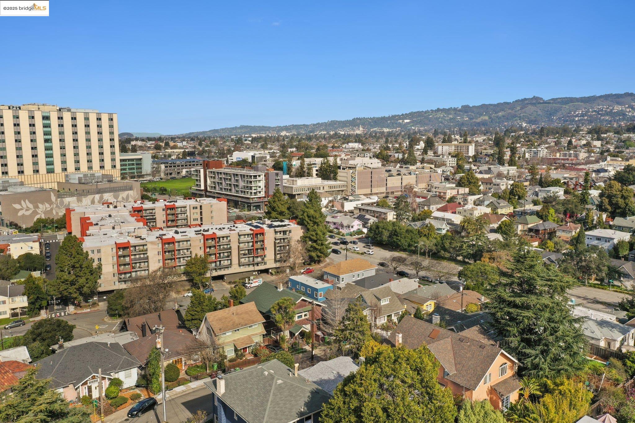 Detail Gallery Image 17 of 17 For 3537 Kempton, Oakland,  CA 94611 - – Beds | – Baths