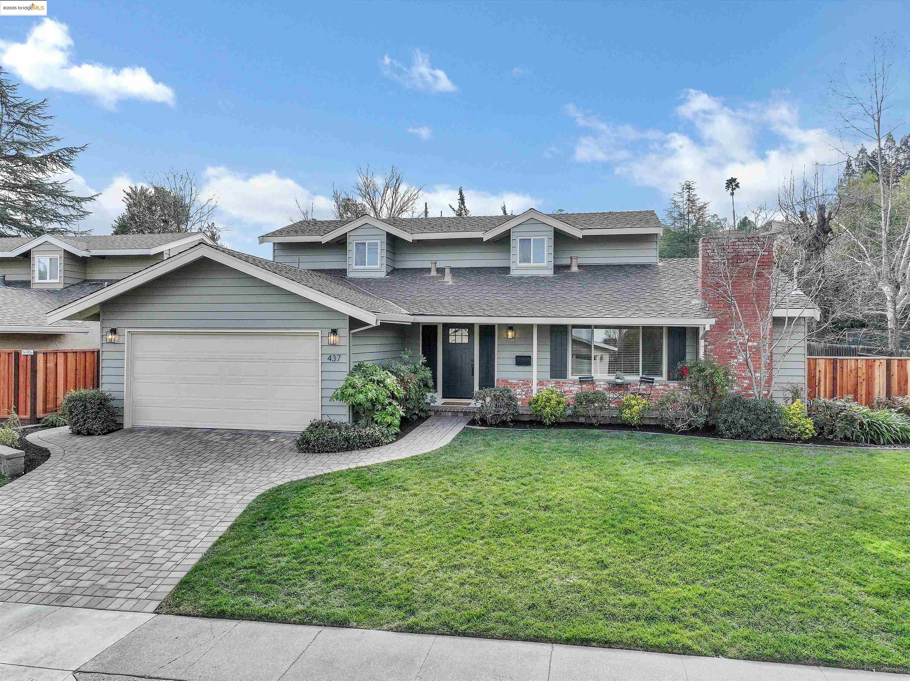 Detail Gallery Image 1 of 1 For 437 Virginia Hills Dr, Martinez,  CA 94553 - 4 Beds | 2/1 Baths