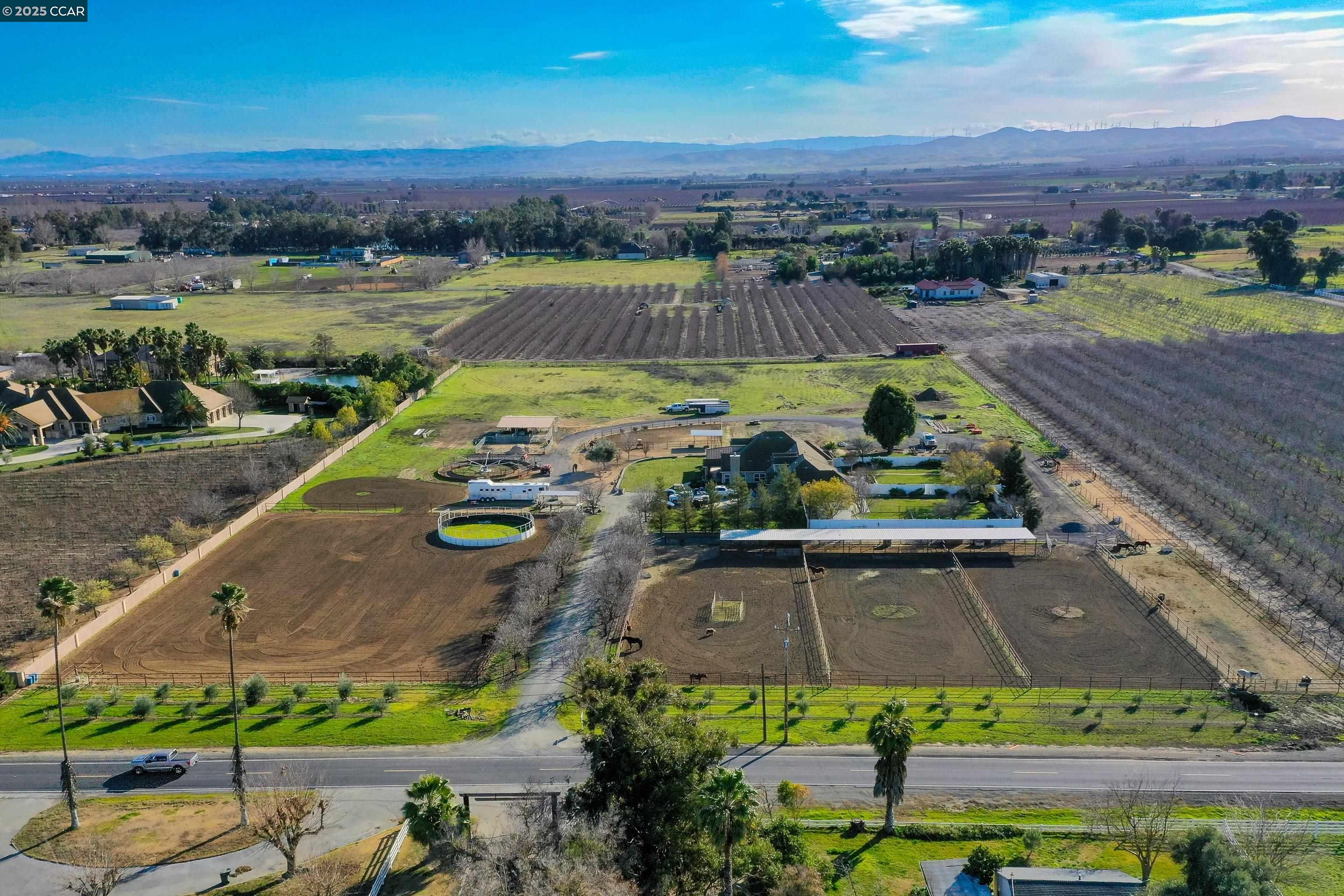 Detail Gallery Image 8 of 60 For 2405 Sunset Rd, Knightsen,  CA 94548 - 5 Beds | 3/1 Baths