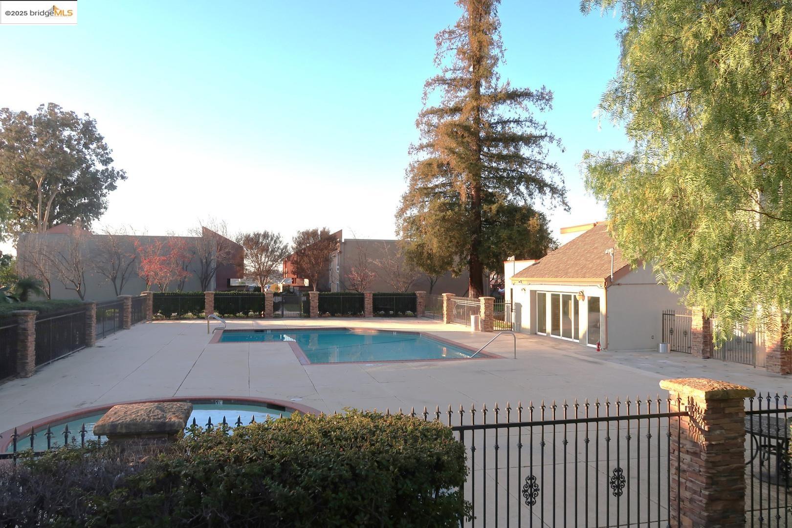 Detail Gallery Image 37 of 49 For 440 Dempsey Rd Unit 241,  Milpitas,  CA 95035 - 1 Beds | 1 Baths