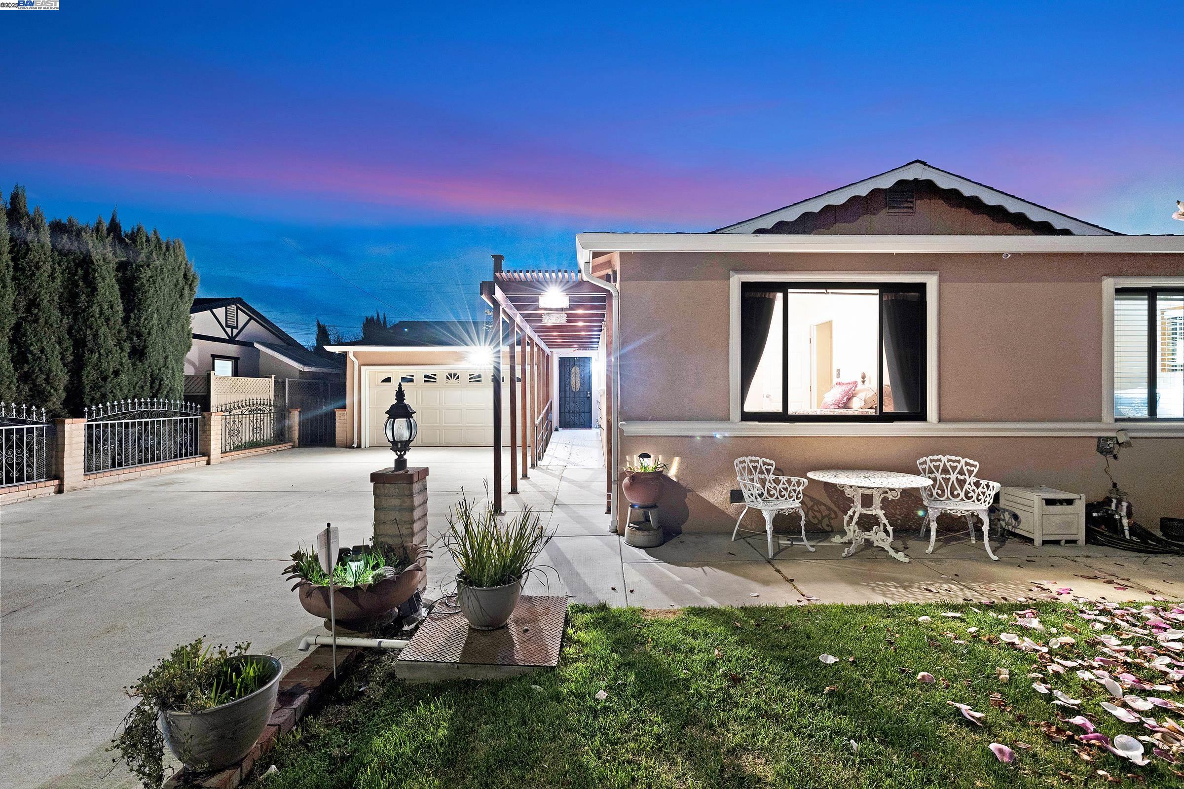 Detail Gallery Image 1 of 1 For 43353 Cedarwood Dr, Fremont,  CA 94538 - 4 Beds | 2 Baths