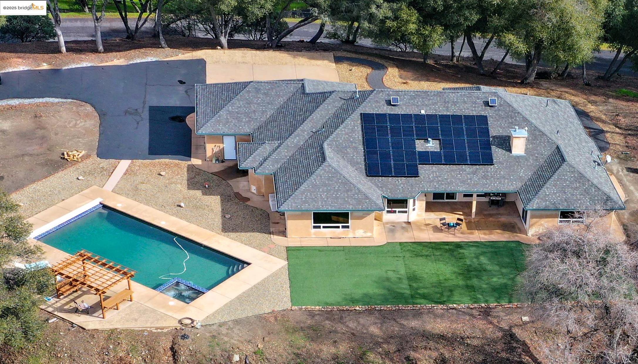 Detail Gallery Image 1 of 1 For 18393 Avenida Bonita, Sonora,  CA 95370 - 4 Beds | 3 Baths