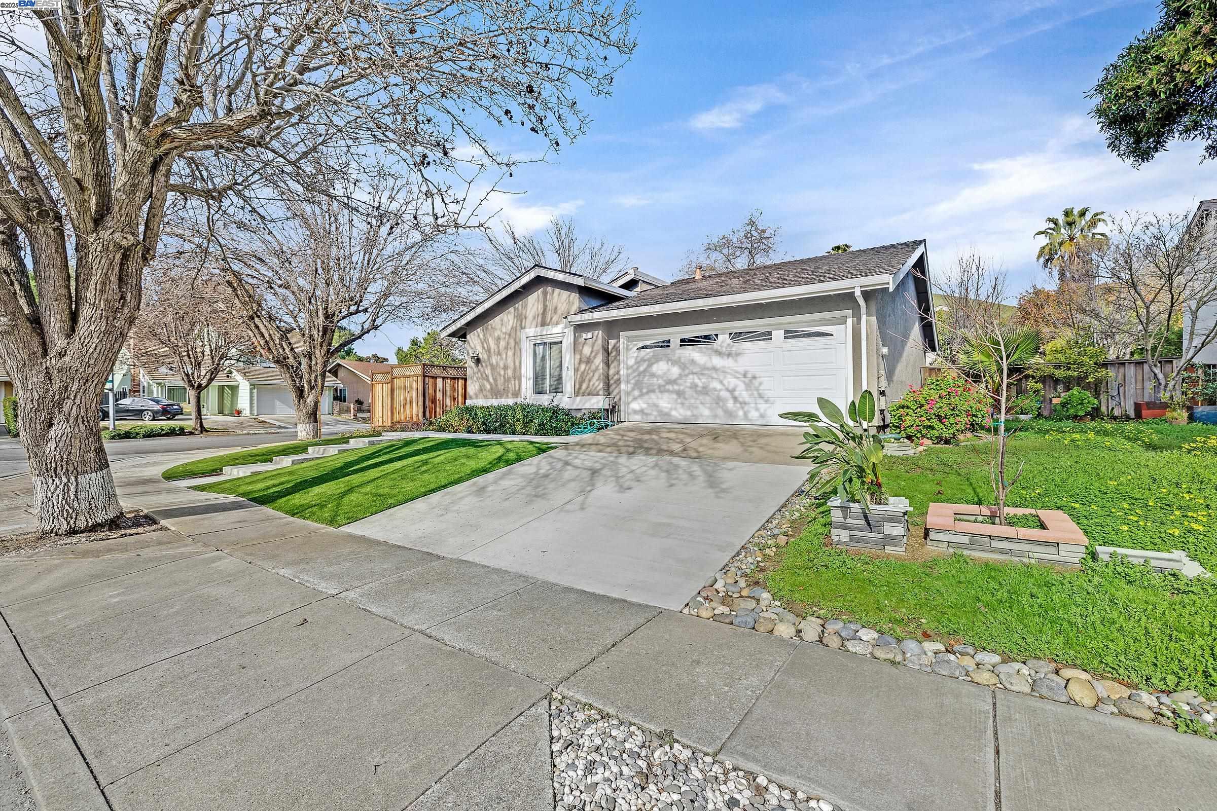Detail Gallery Image 1 of 1 For 8 Snyder Way, Fremont,  CA 94536 - 3 Beds | 2 Baths