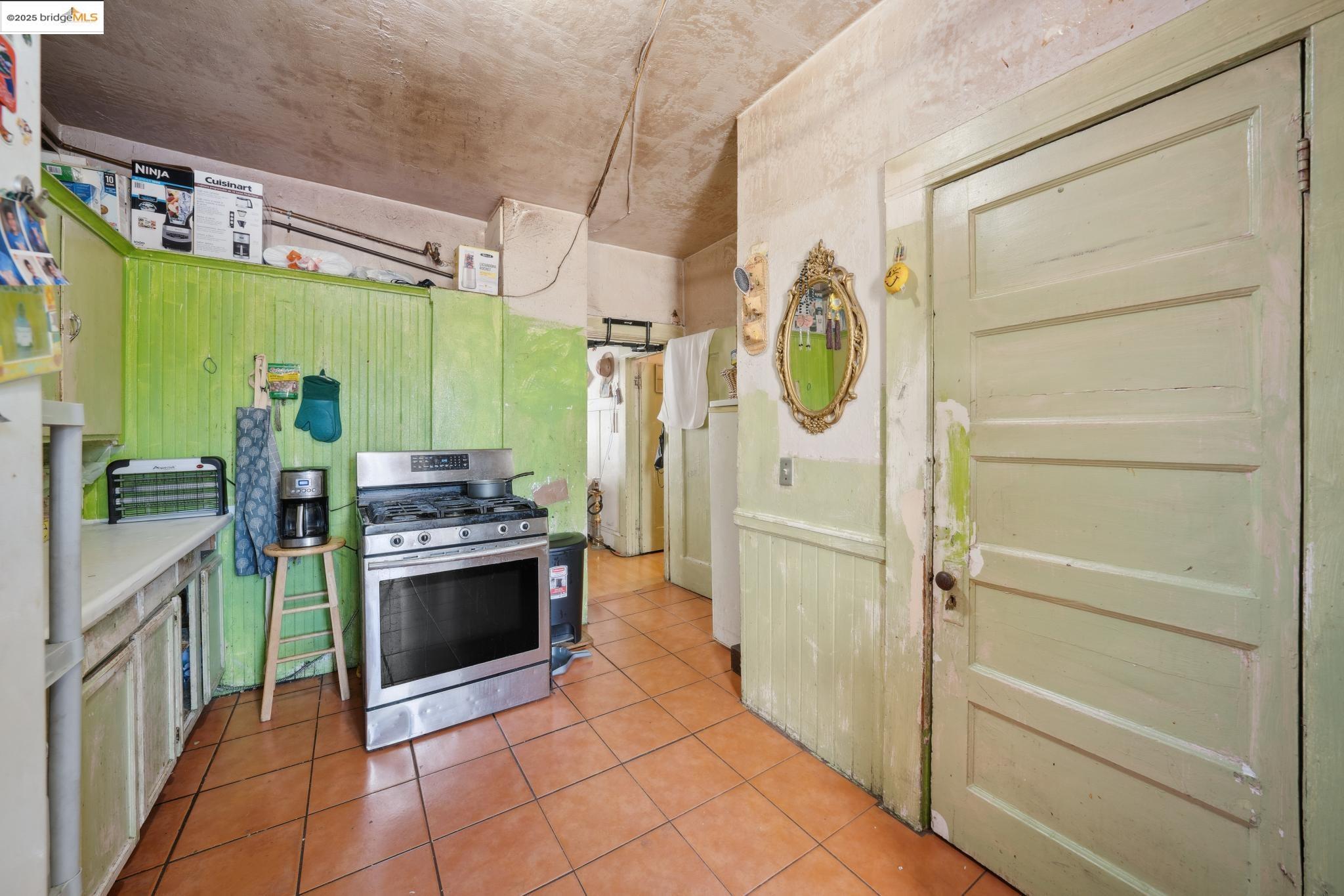 Detail Gallery Image 26 of 59 For , Berkeley,  CA 94702 - – Beds | – Baths