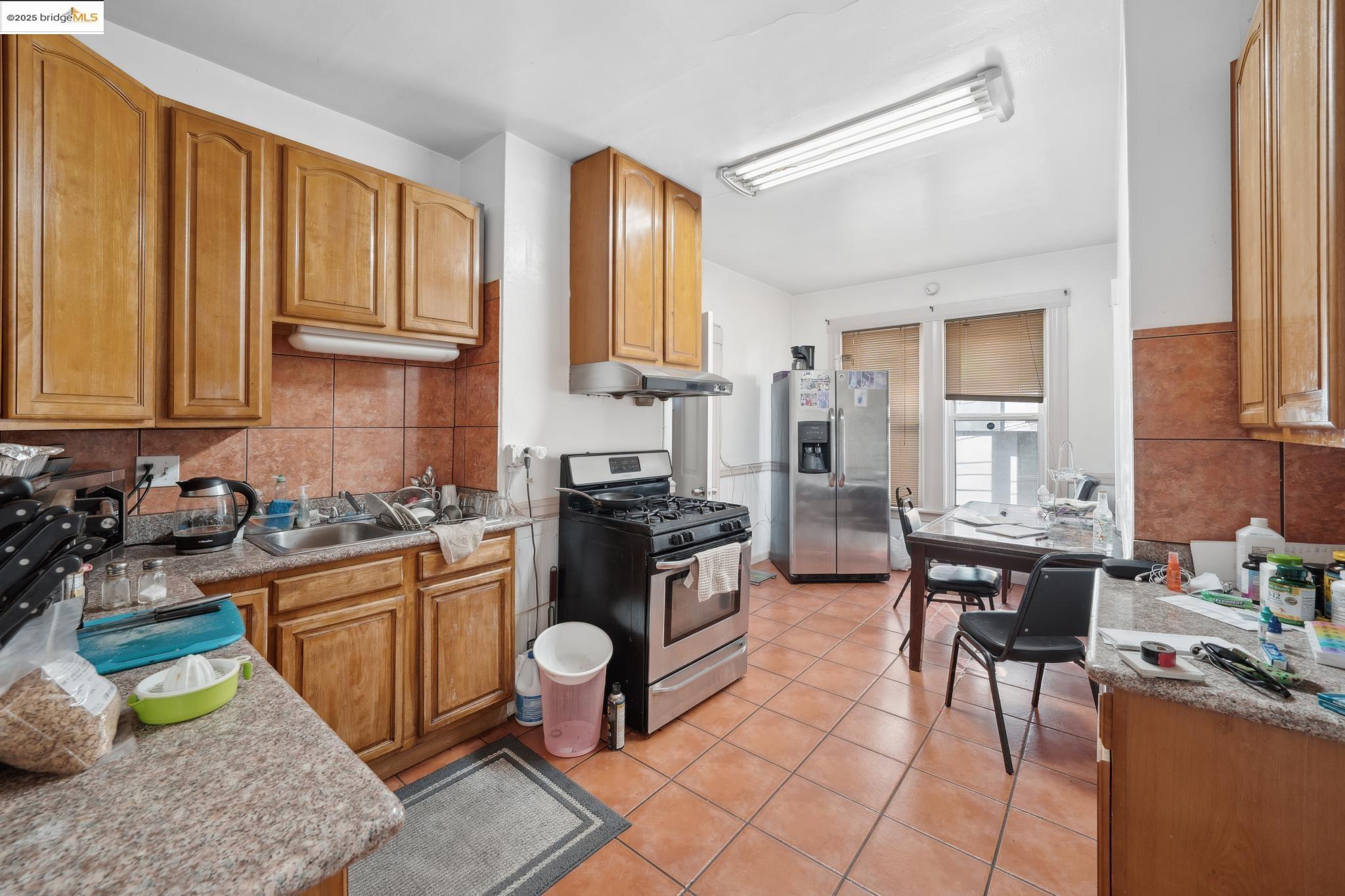 Detail Gallery Image 33 of 59 For , Berkeley,  CA 94702 - – Beds | – Baths