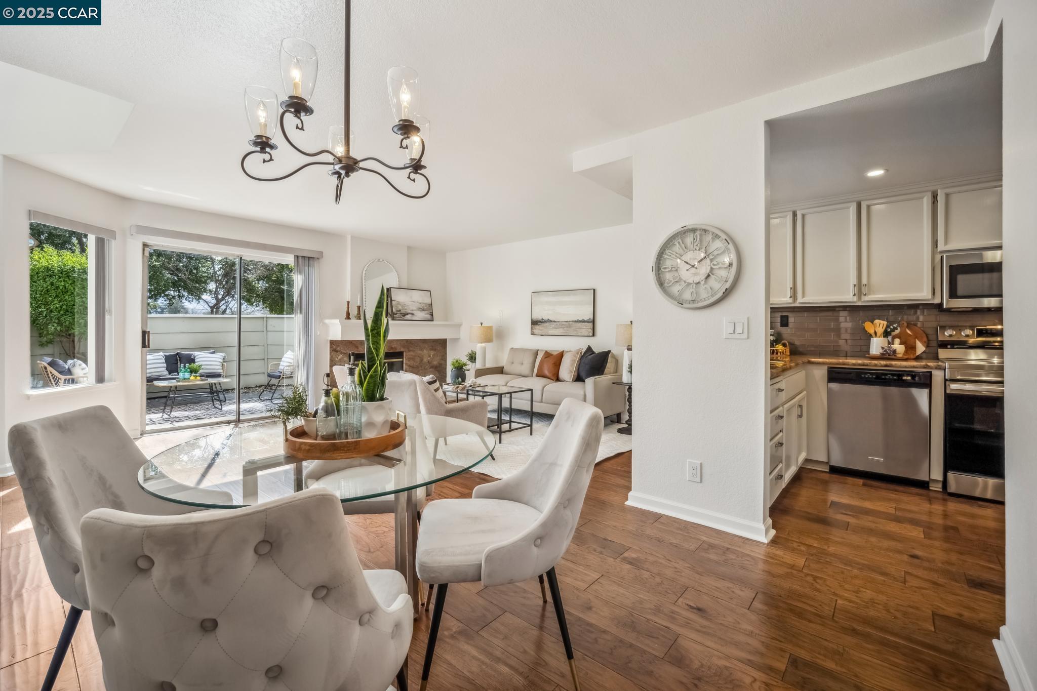 Detail Gallery Image 1 of 53 For 66 Cherry Ridge Ln, San Jose,  CA 95136 - 2 Beds | 2/1 Baths