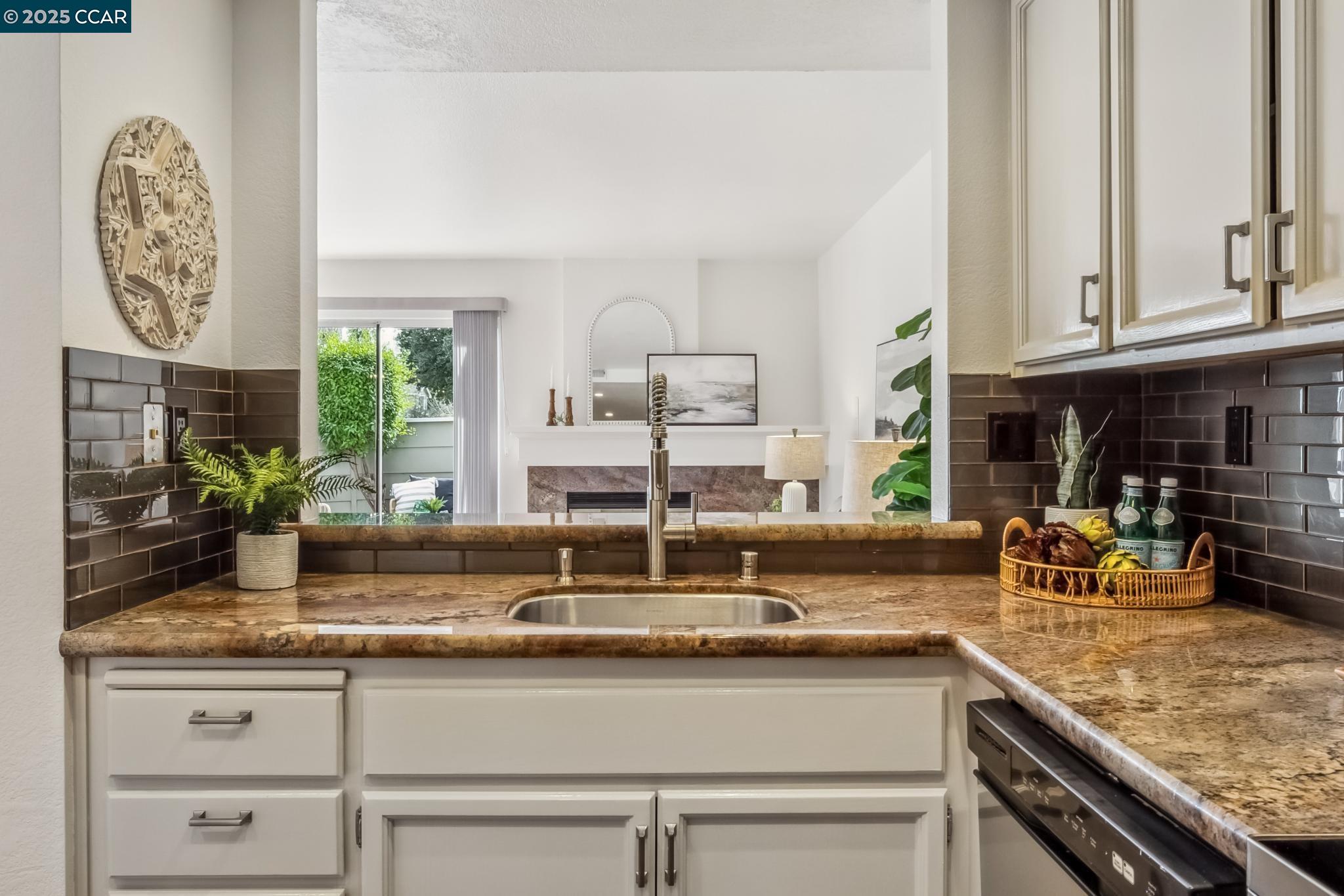 Detail Gallery Image 17 of 53 For 66 Cherry Ridge Ln, San Jose,  CA 95136 - 2 Beds | 2/1 Baths