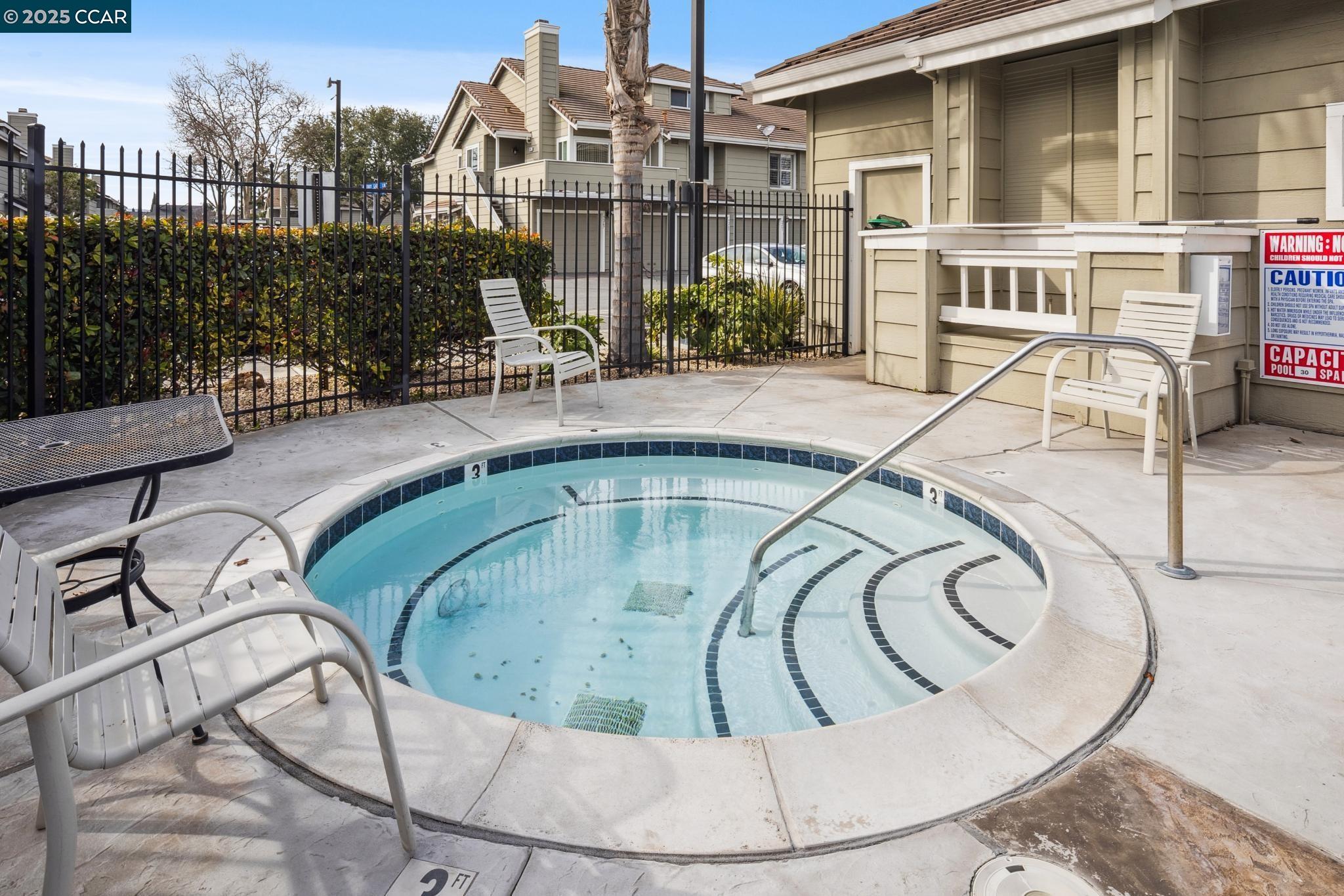 Detail Gallery Image 44 of 53 For 66 Cherry Ridge Ln, San Jose,  CA 95136 - 2 Beds | 2/1 Baths