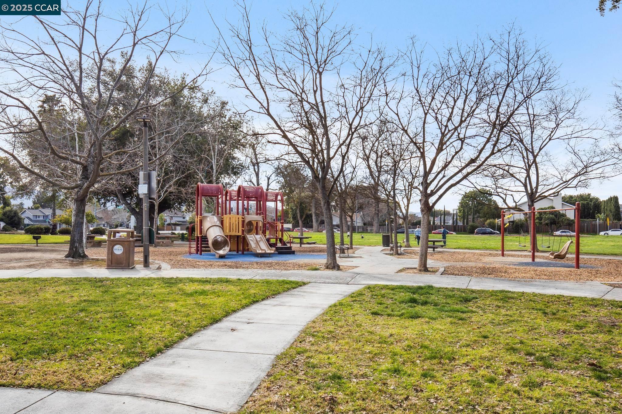 Detail Gallery Image 45 of 53 For 66 Cherry Ridge Ln, San Jose,  CA 95136 - 2 Beds | 2/1 Baths