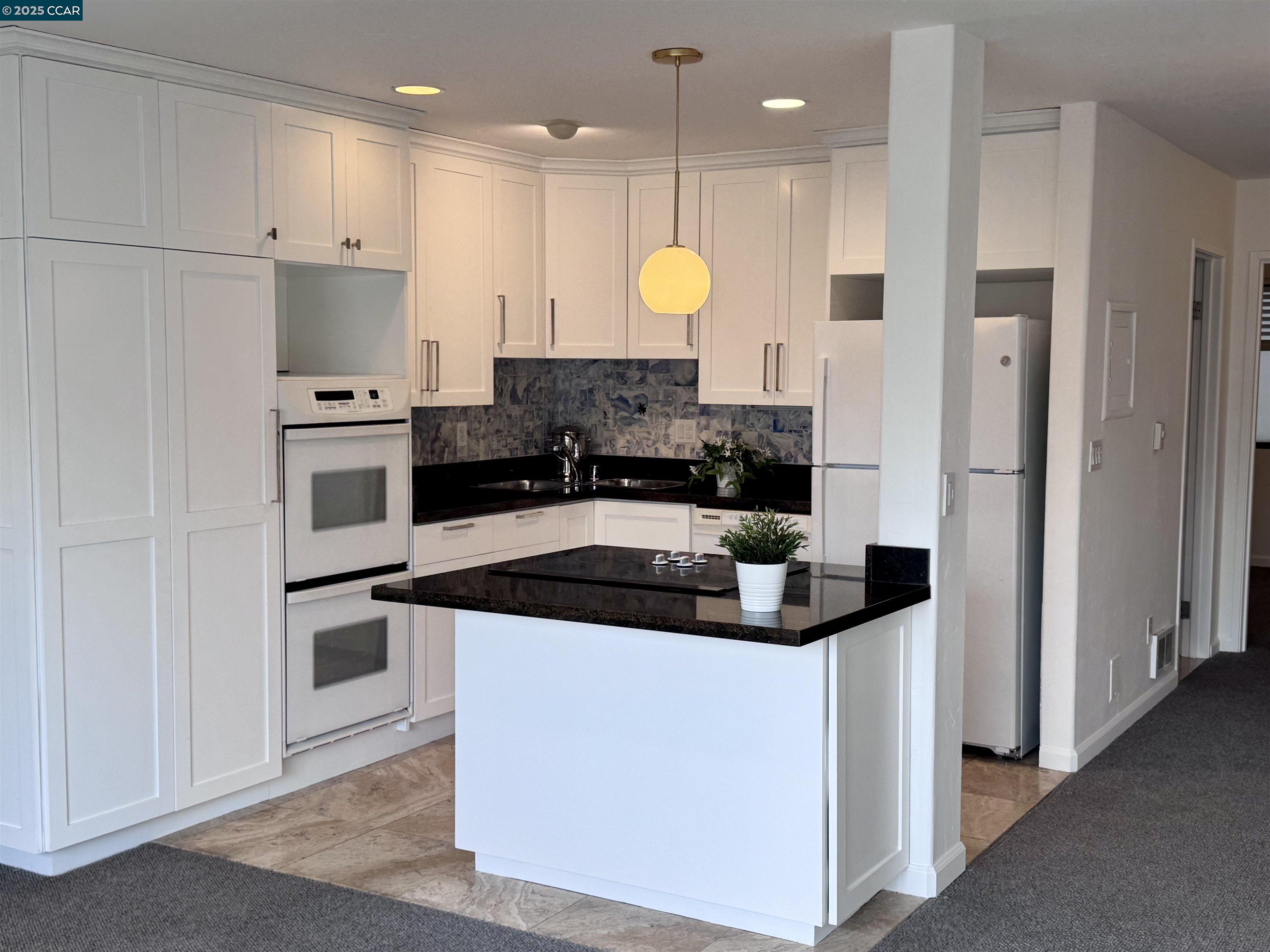 MLS: 41086400 Condo For Sale
