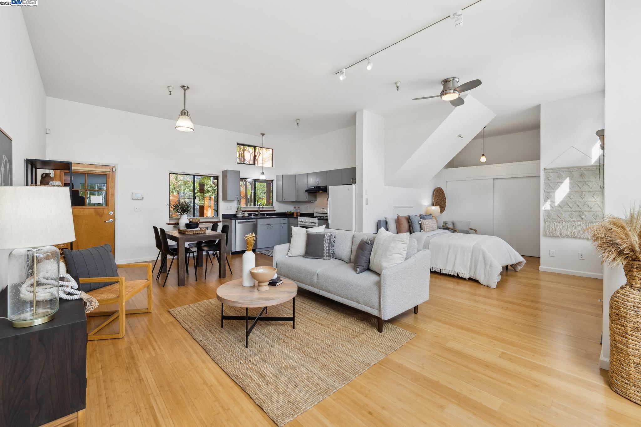 Photo #4: 41086407 Listing 