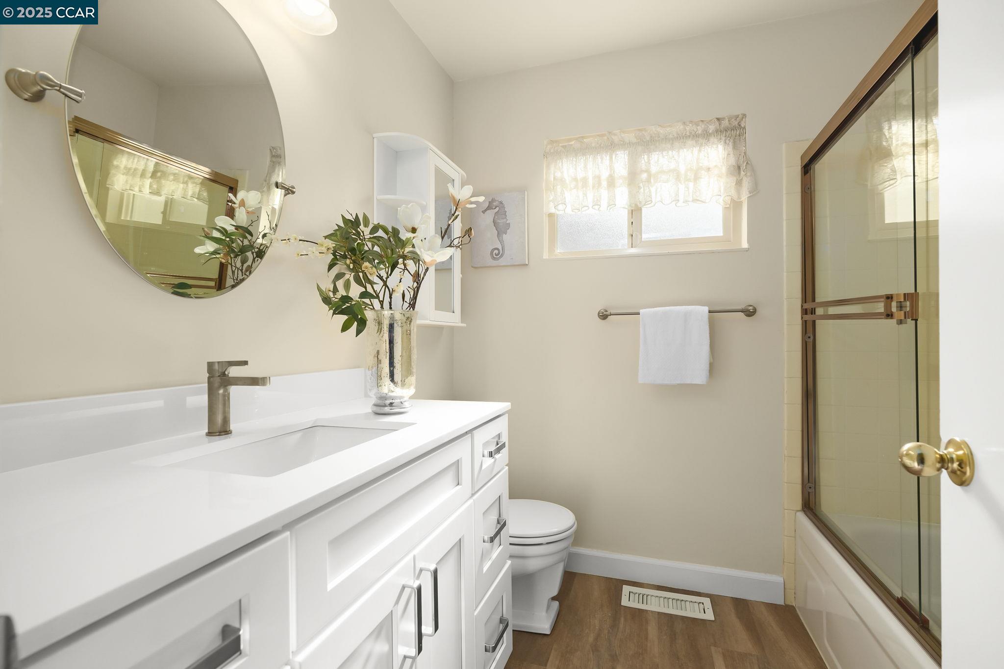 Detail Gallery Image 18 of 24 For 2157 Owens Ct, Pinole,  CA 94564 - 4 Beds | 2 Baths