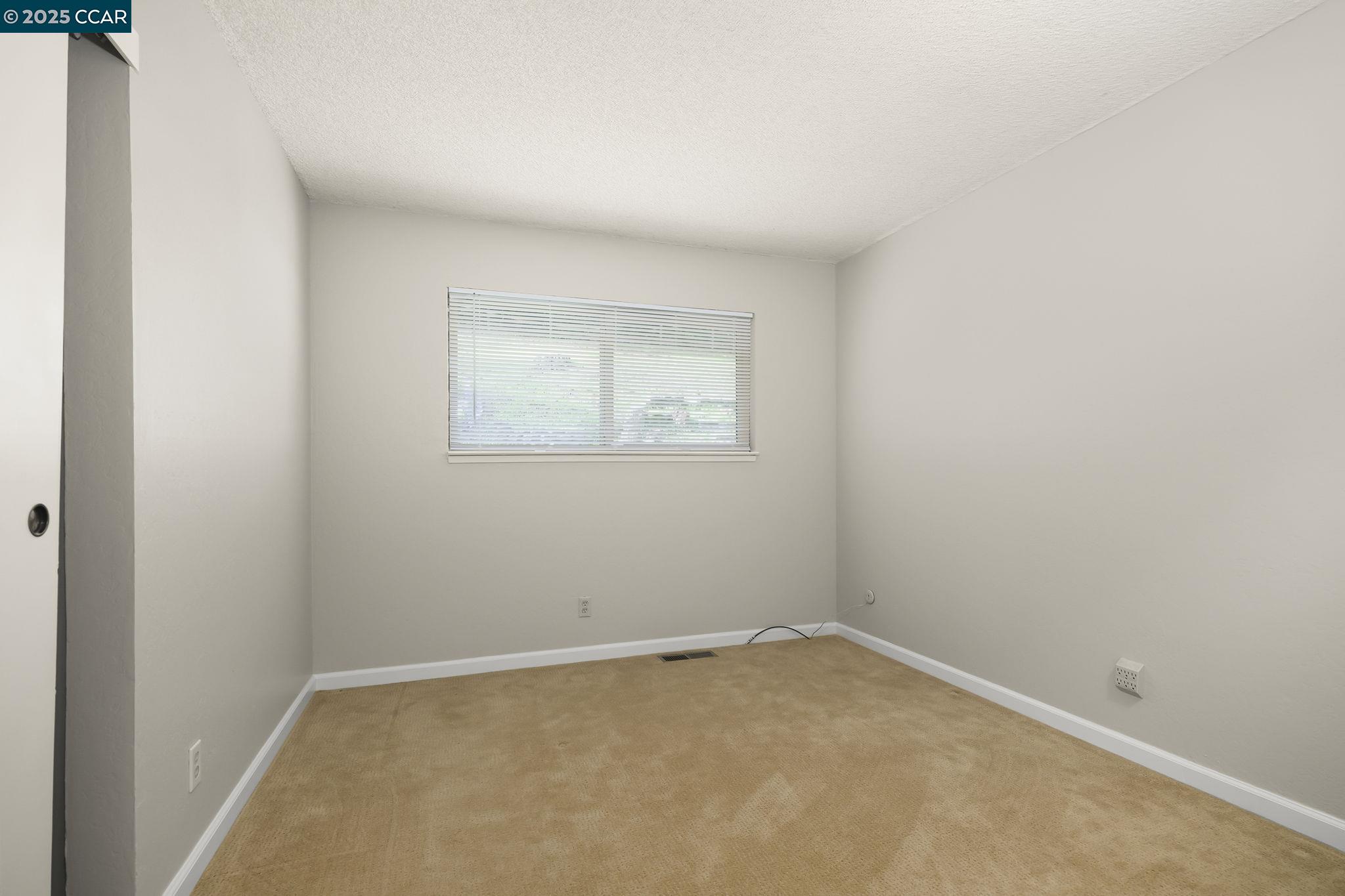 Detail Gallery Image 19 of 24 For 2157 Owens Ct, Pinole,  CA 94564 - 4 Beds | 2 Baths