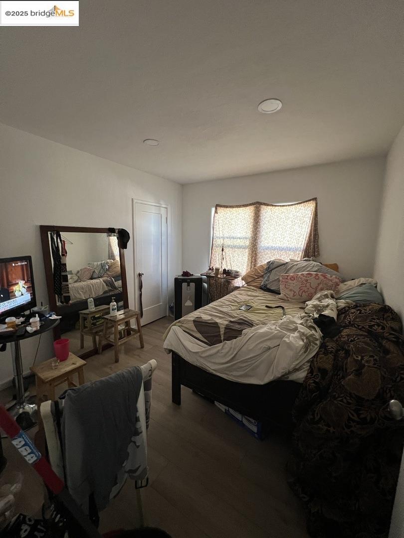 property-img