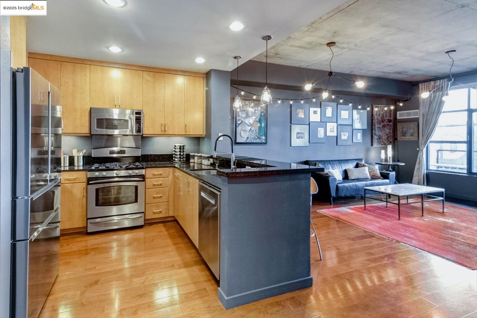 288 3rd ST # 507, Oakland, California 94607, 1 Bedroom Bedrooms, 5 Rooms Rooms,1 BathroomBathrooms,Residential,For Sale,288 3rd ST # 507,41086476
