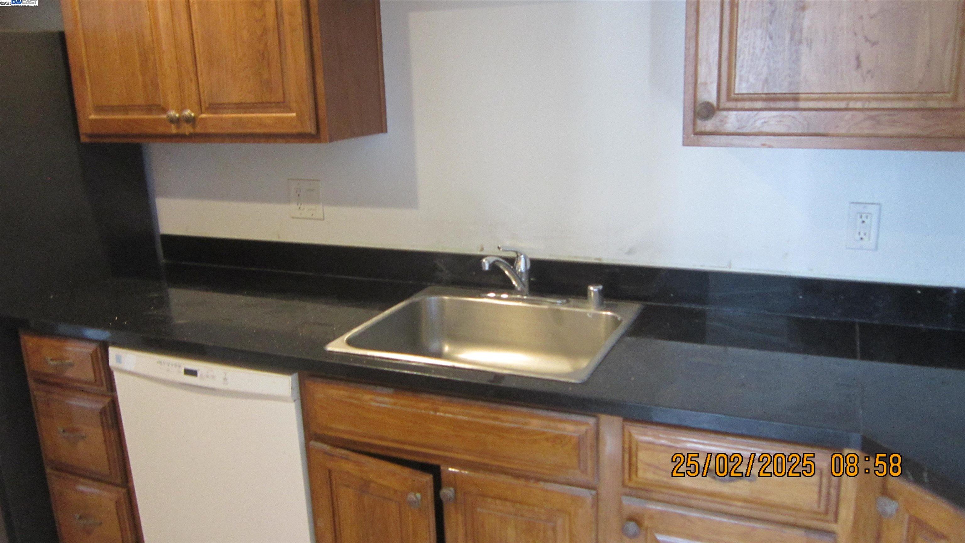Photo #6: 41086479 Listing 
