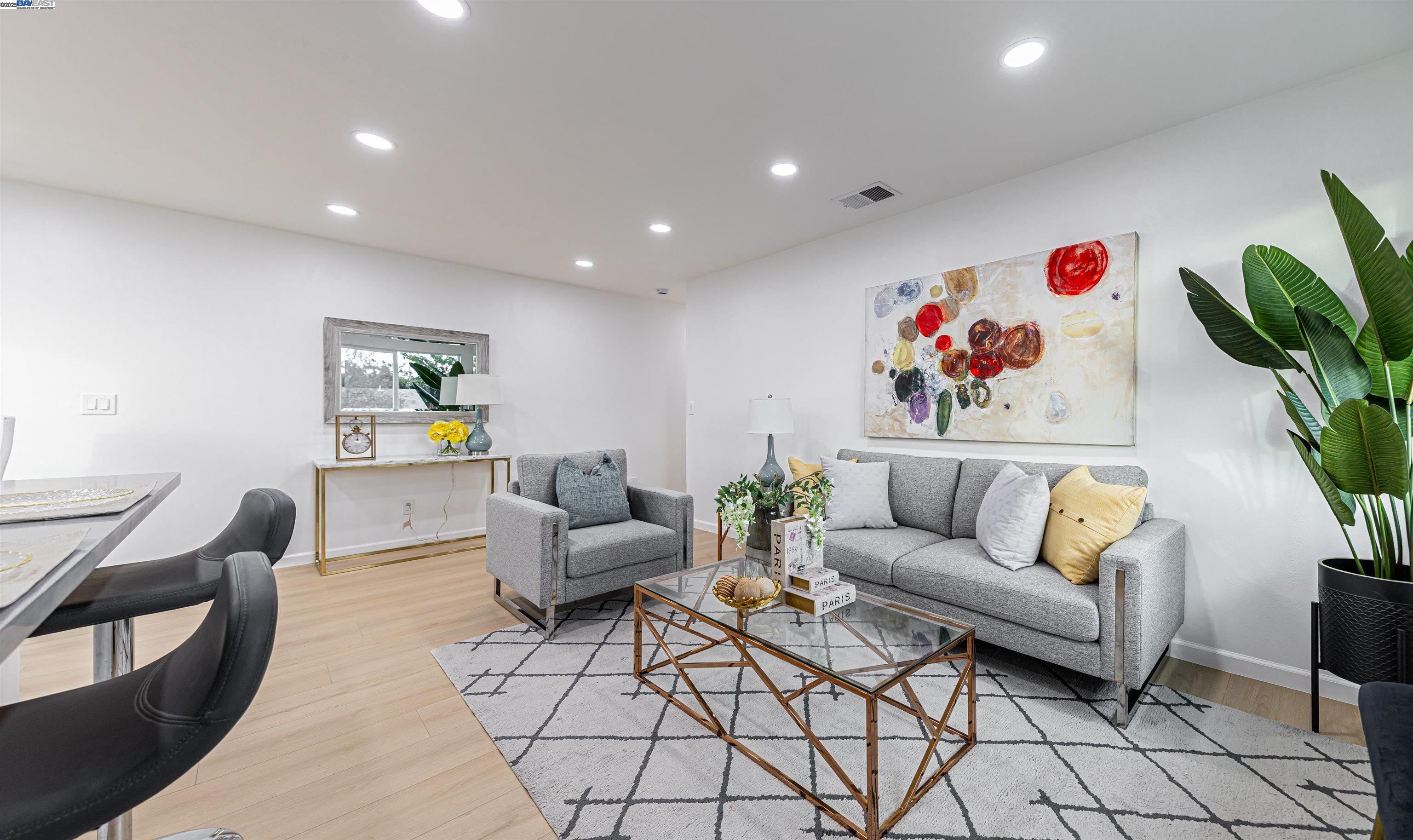 Photo #6: 41086490 Listing 